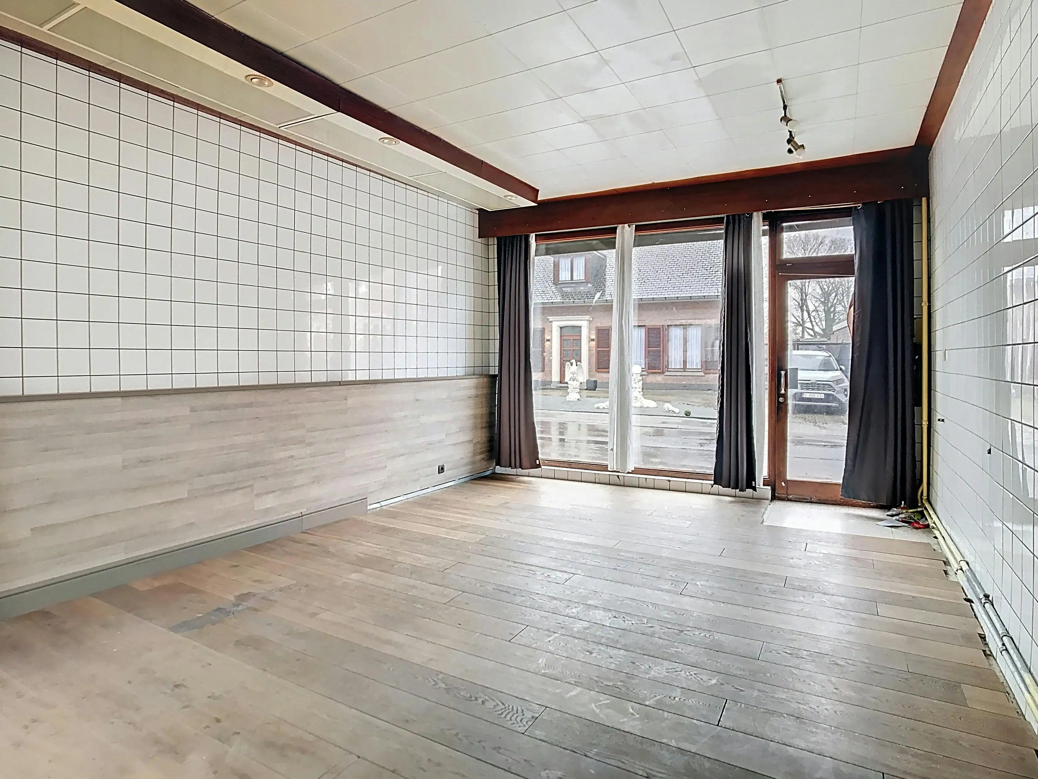 Ruime goed gelegen woning met bureau of praktijkruimte foto 9