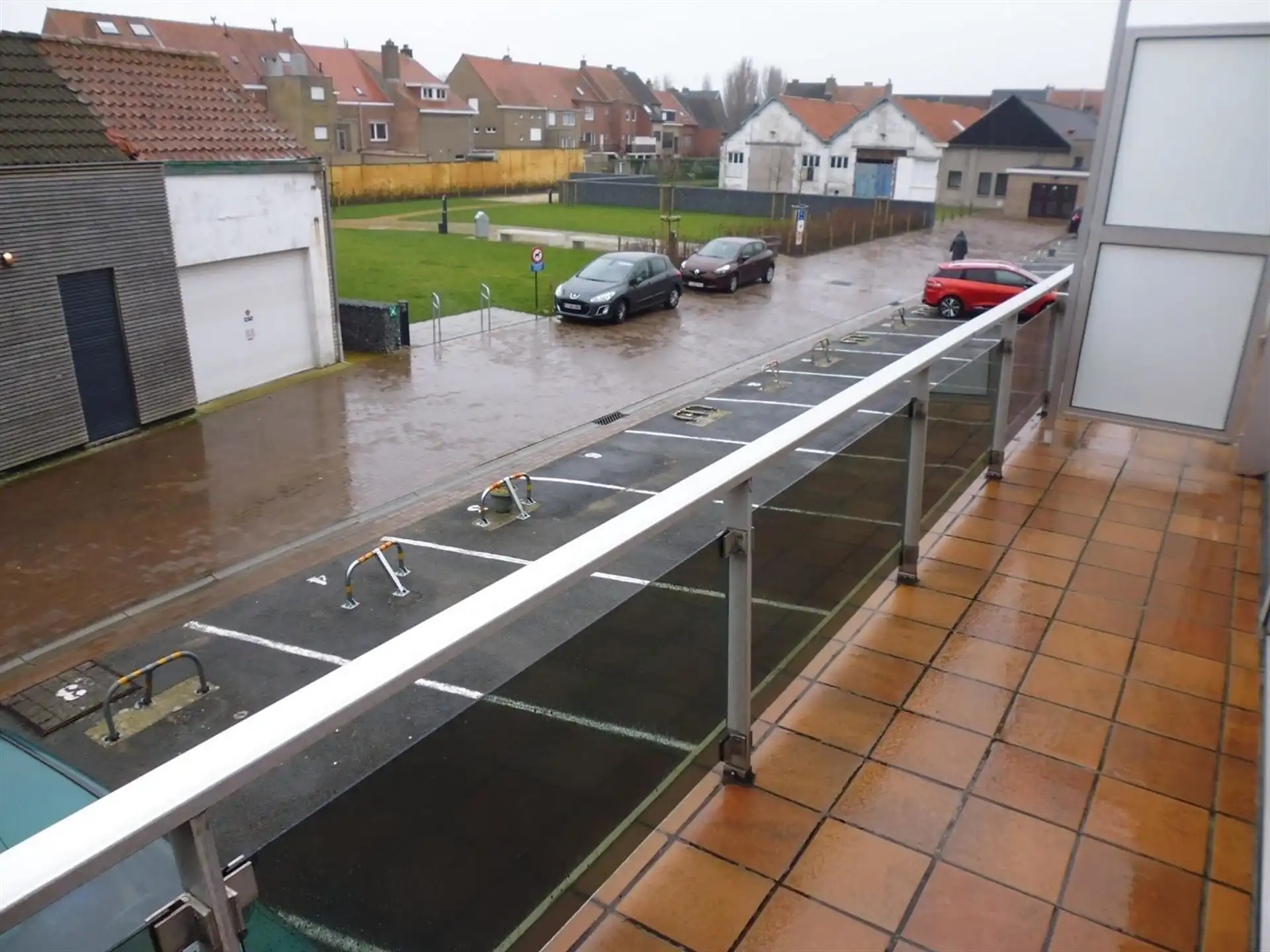 VERZORGDE STUDIO / TERRAS foto 7