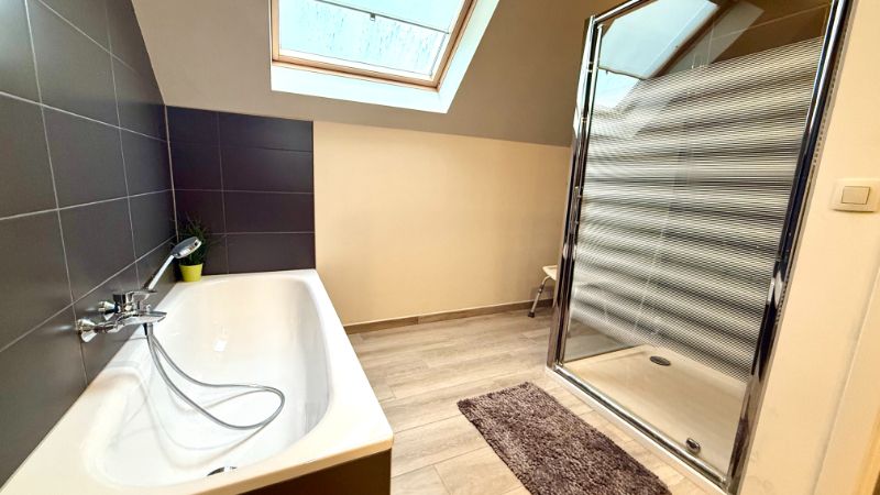 HOB met 3 slaapkamers foto 16