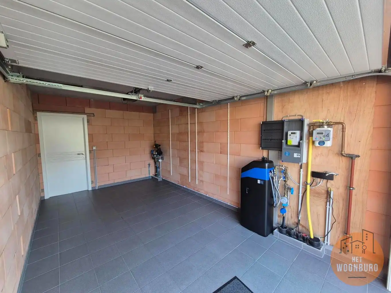 Halfopen bebouwing met 3 slpks, zolder, garage en tuin foto 15