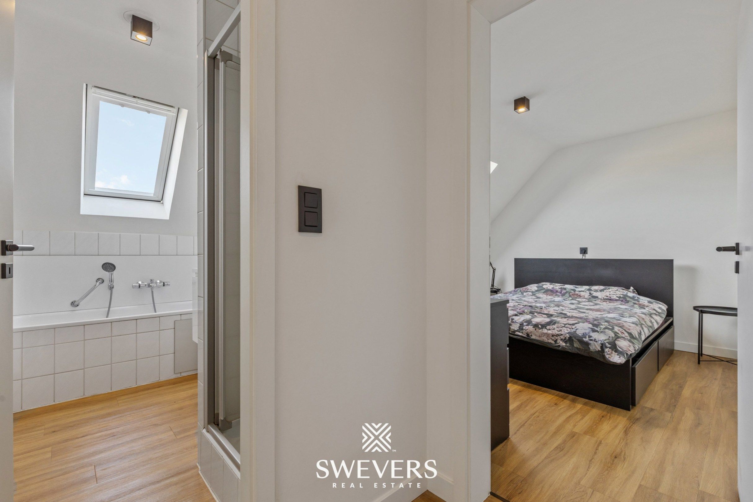 Knap gerenoveerd appartement met zonnig terras in hartje Hasselt foto 13