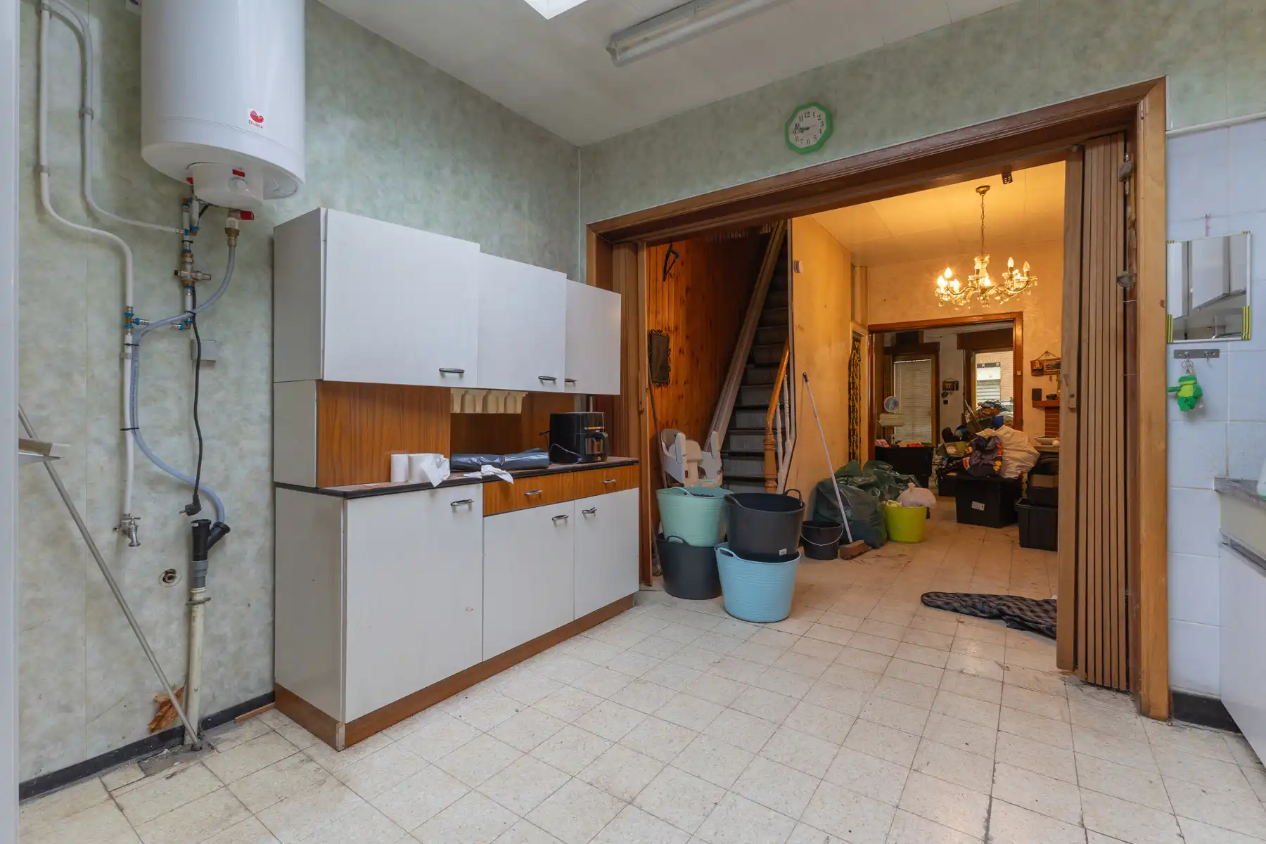 Te renoveren woning met 2 slaapkamers en inrichtbare zolder foto 7