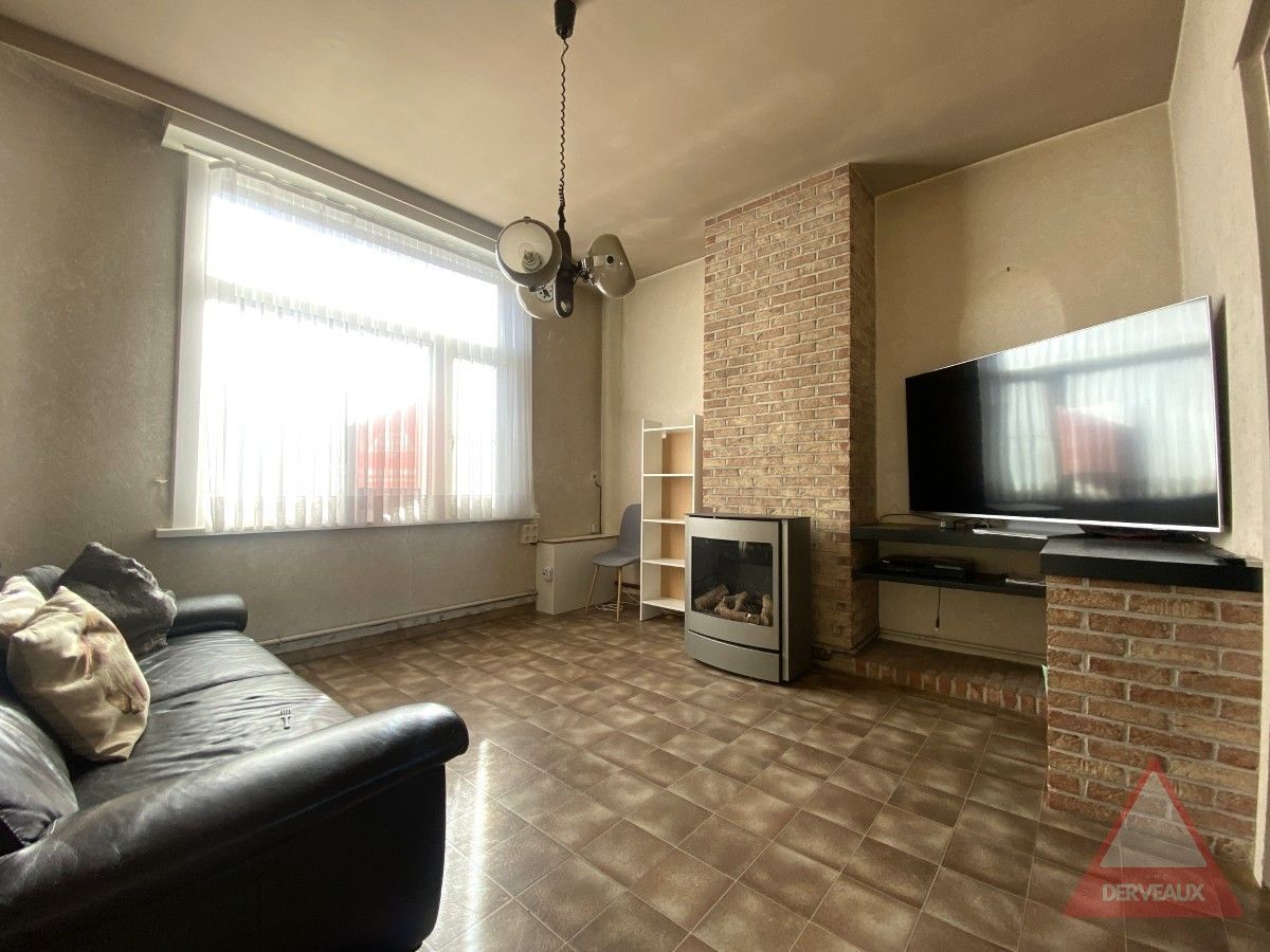 Zonnebeke - Woning met diepe tuin en dubbele garage in het centrum foto 3