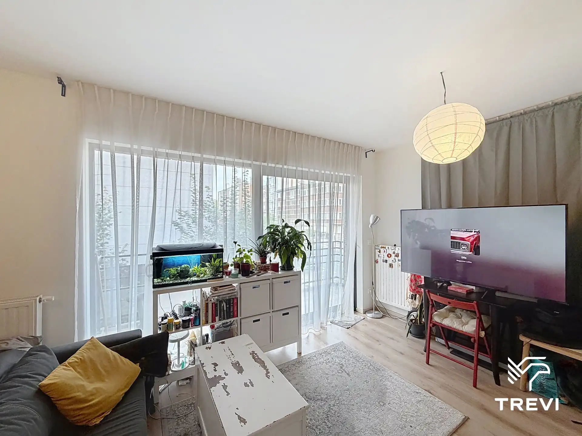 BEAULIEU – Schitterende studio met terras! foto {{pictureIndex}}