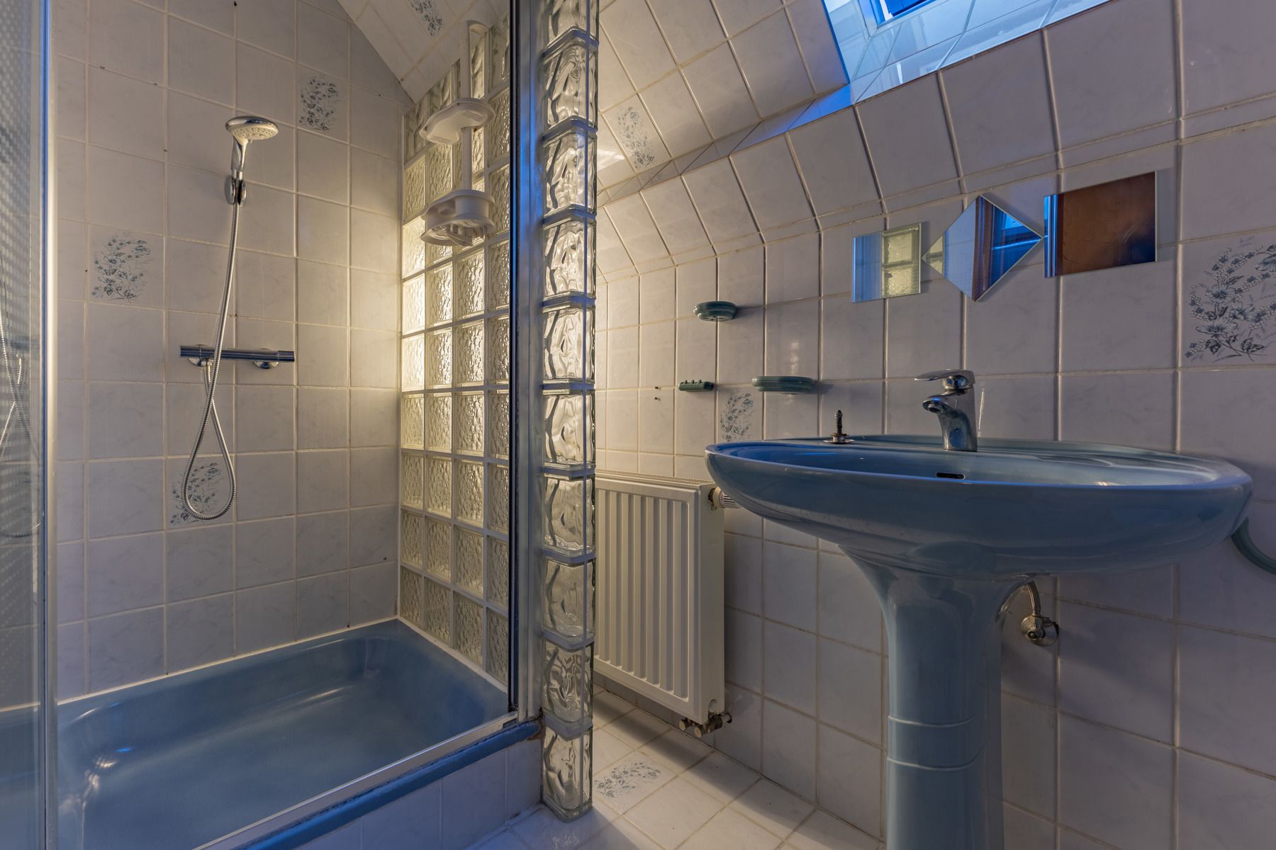 Prachtige villa met 6 slaapkamers in doodlopende straat foto 26