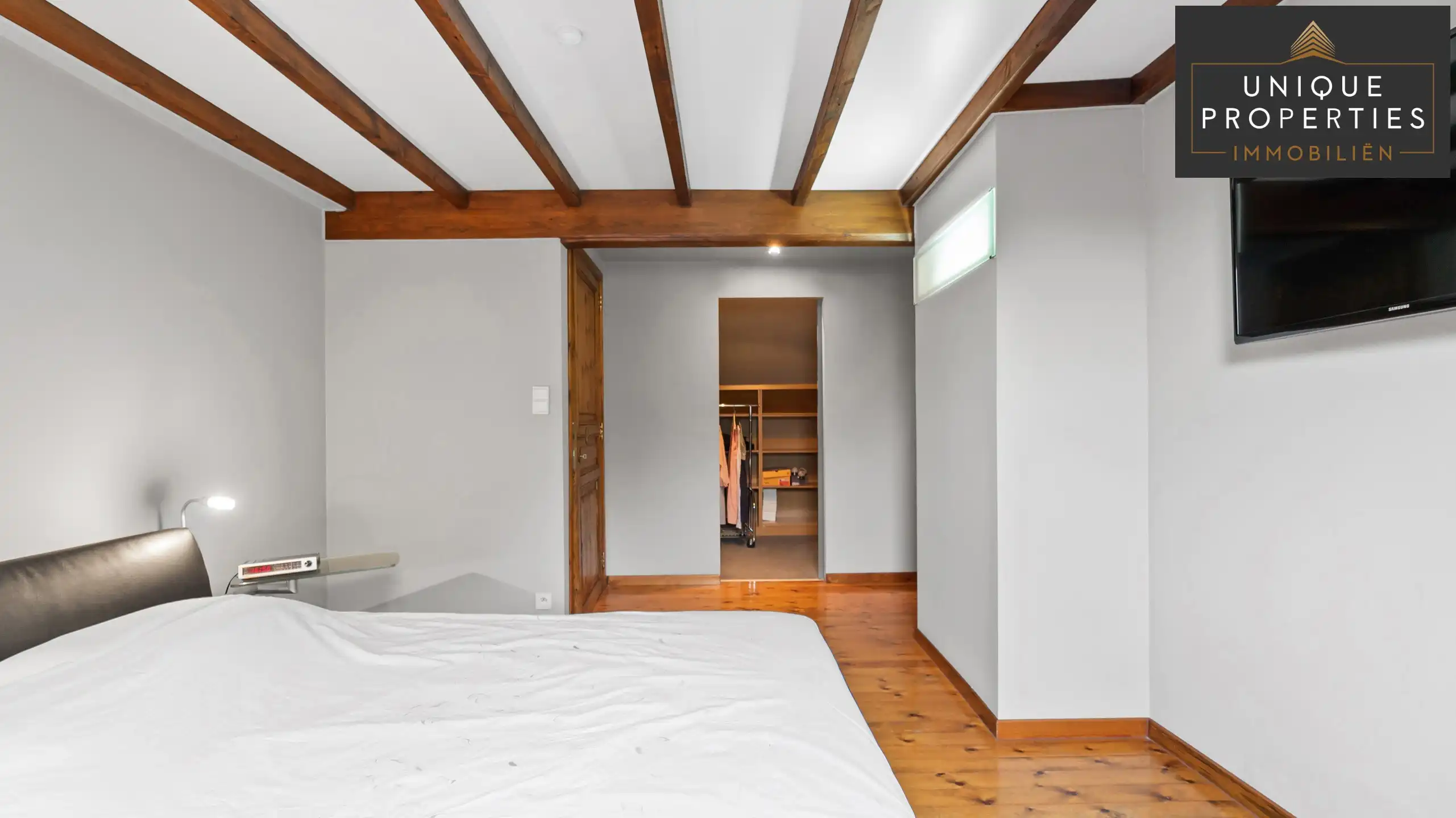 Huis te koop foto 24