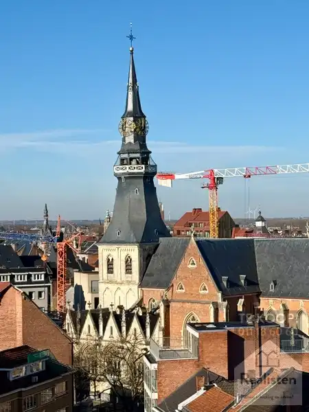 Totaal vernieuwd 2 slaapkamerappartement in hartje Hasselt foto 28