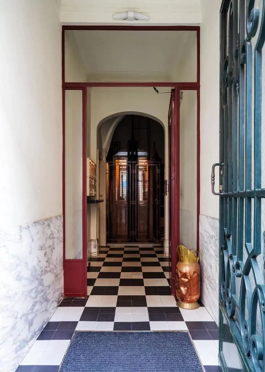 Charme appartement met groot terras op topligging foto 27