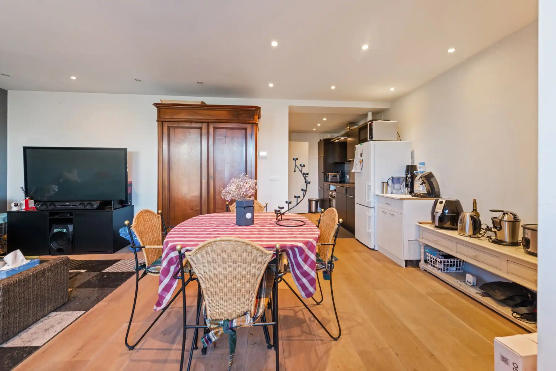 Ruime duplex met zonnig terras en garage van 40m2 foto 7