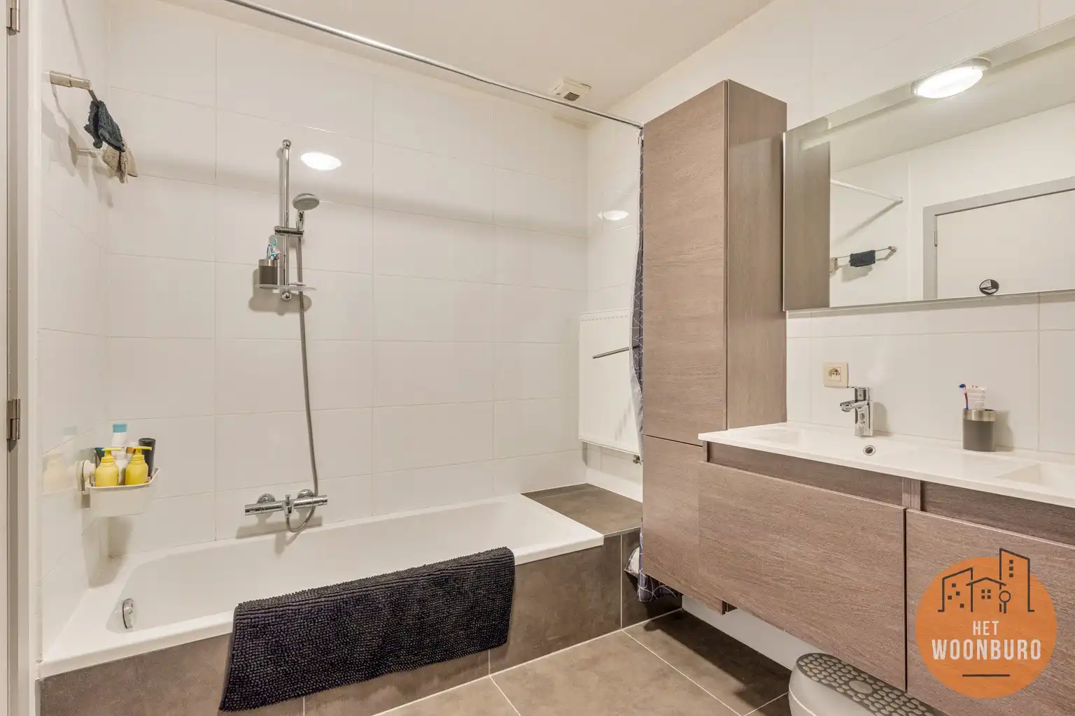 Triplex appartement met garage foto 14