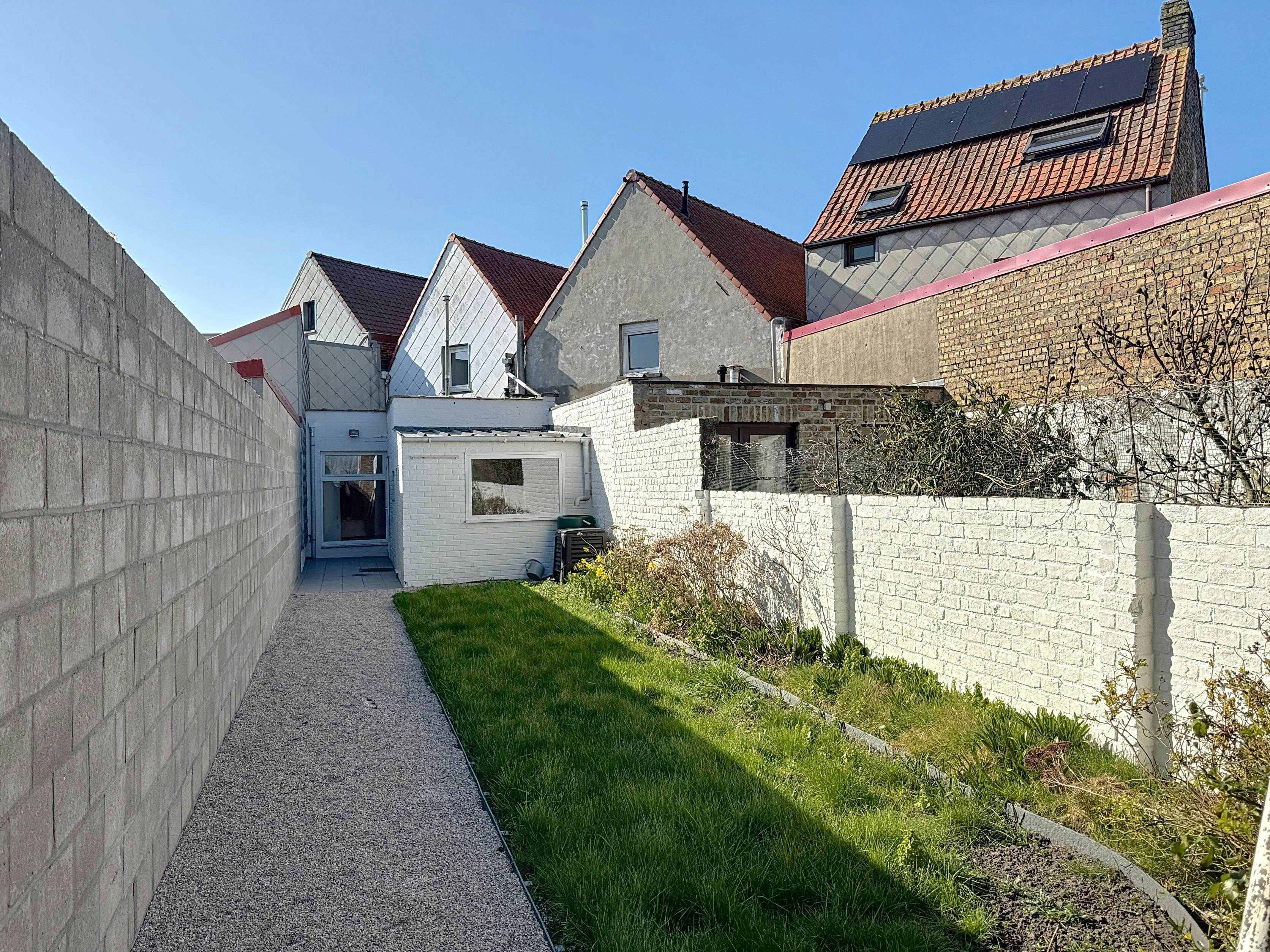 Huis met 2 slaapkamers en zonnige tuin te koop in Westkapelle foto 2