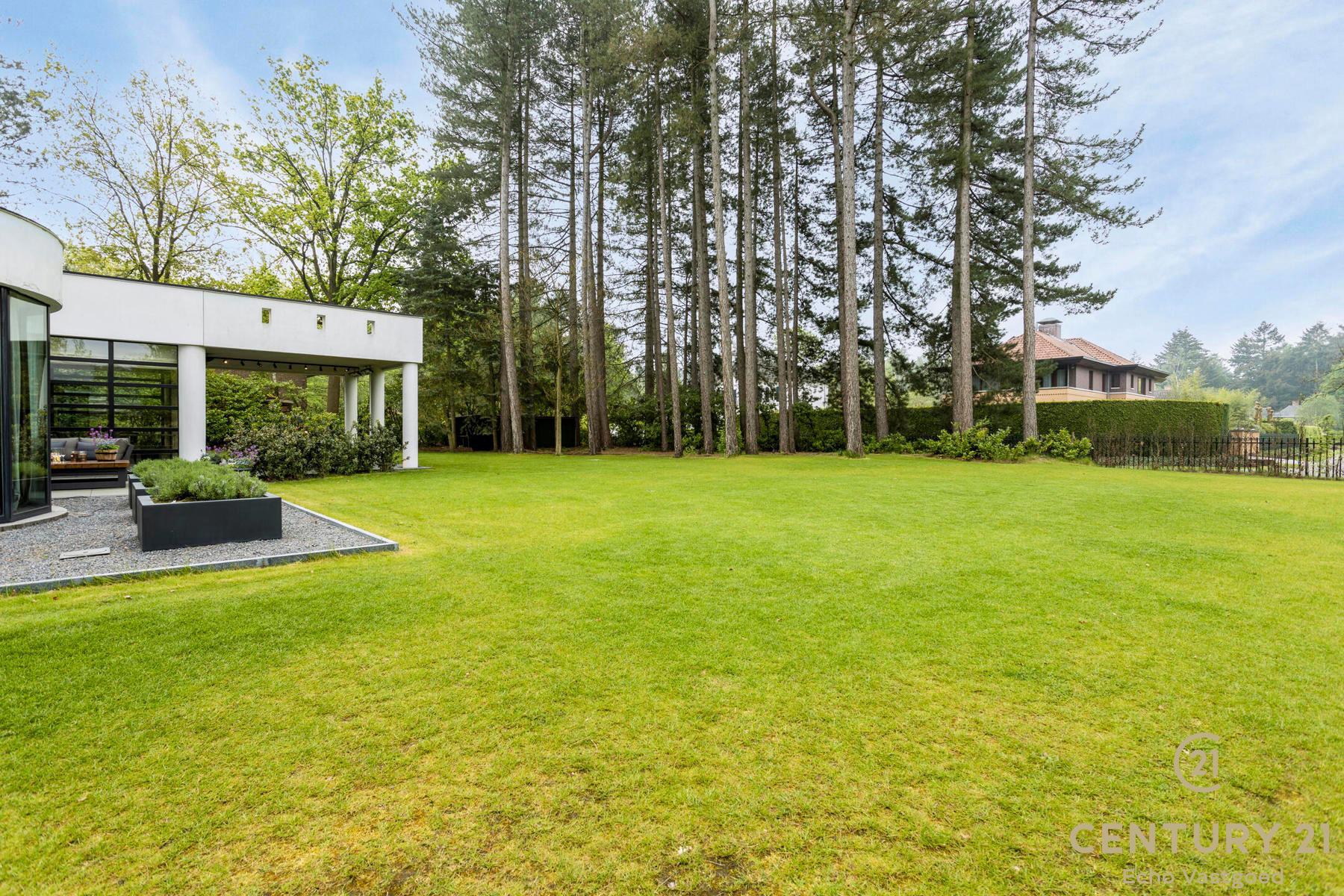 Villa met binnenzwembad en COMPLETE wellness op ca 2590m² foto 41