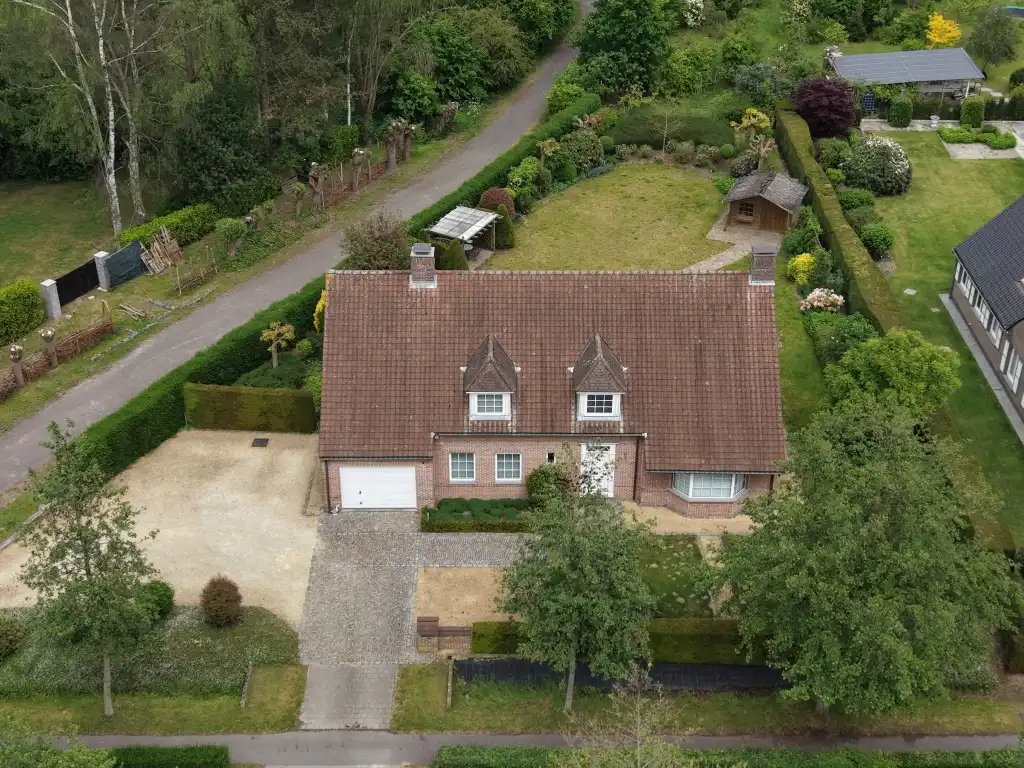 Perfect onderhouden vrijstaande villa in het gegeerde Drongen foto 2