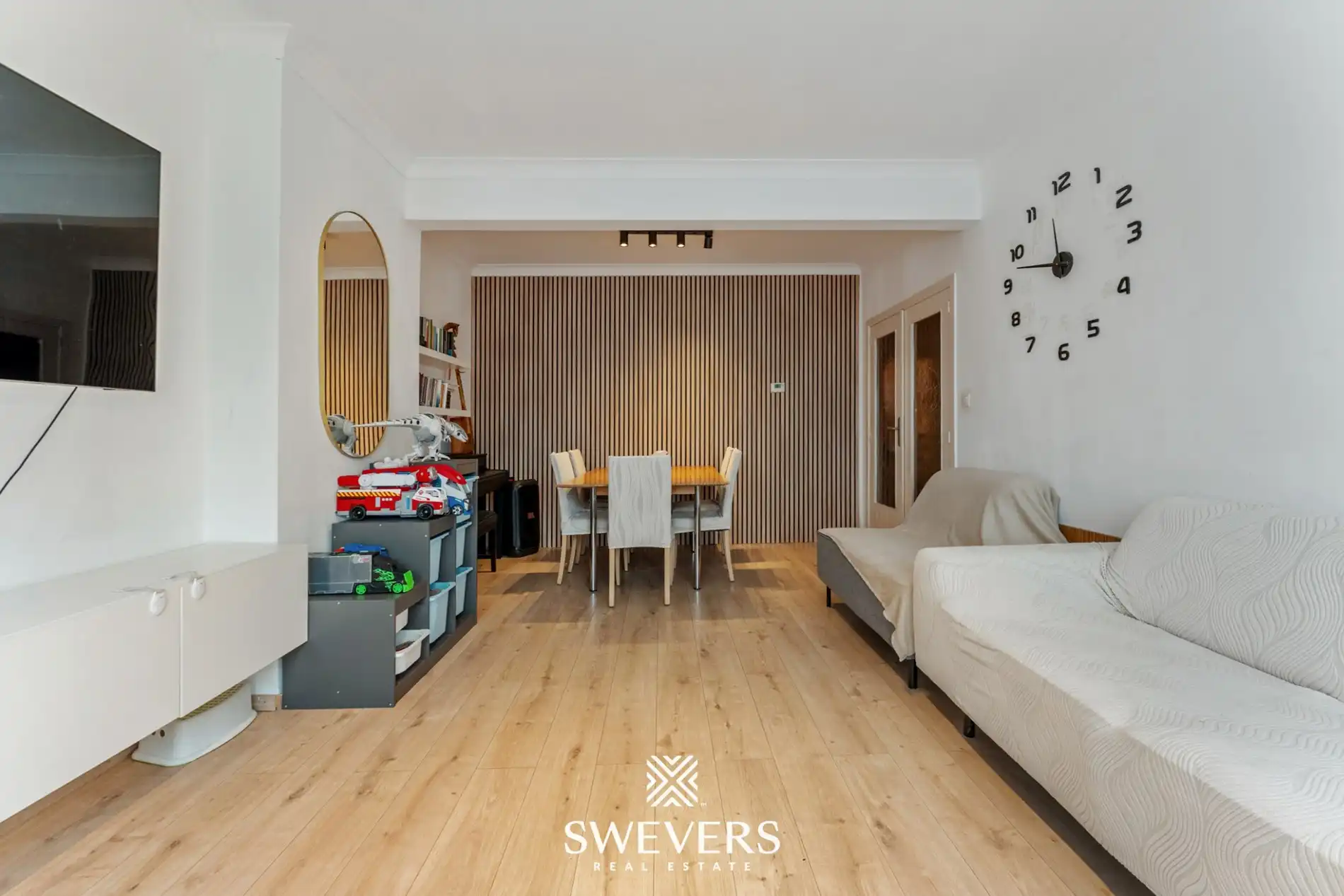 Gelijkvloers appartement met 2 slaapkamers en zuidgerichte tuin in Runkst   foto 2