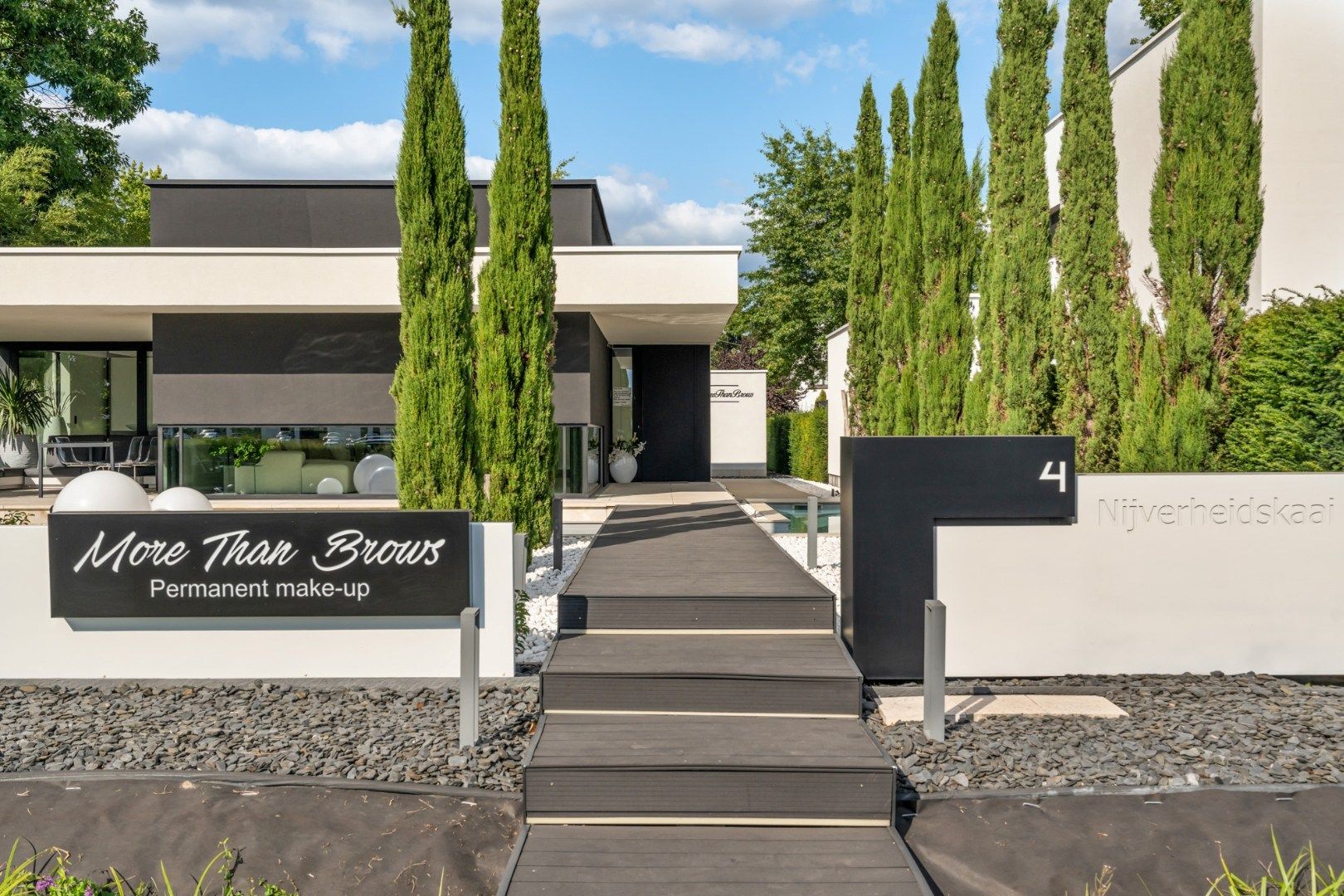 Unieke designvilla met zwembad en panoramisch uitzicht op het Albertkanaal foto 36