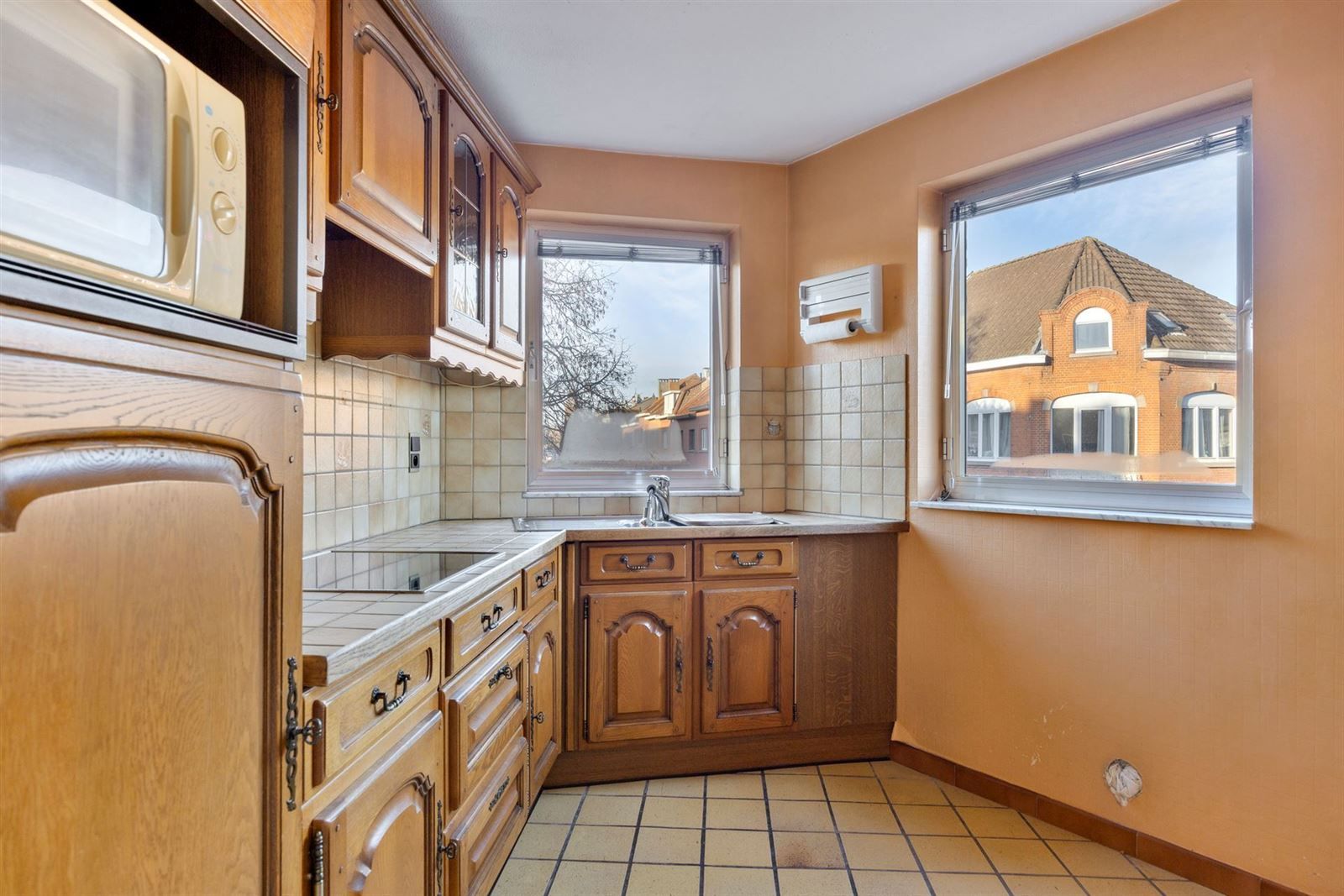 Lichtrijk appartement (88m²) op 1ste verdiep met 3 slaapkamers foto 4