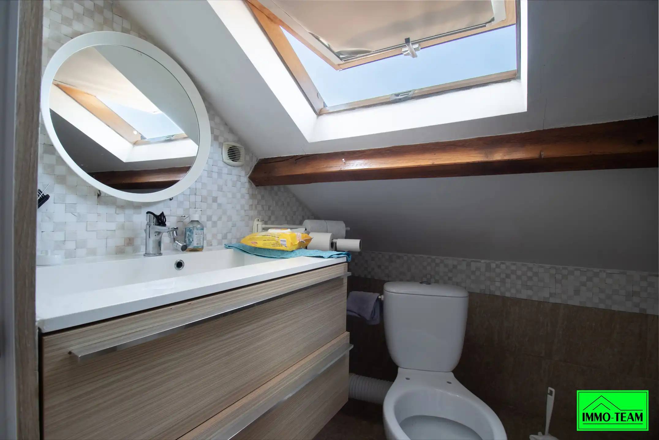 Instapklare bungalow met 5 slaapkamers foto 12