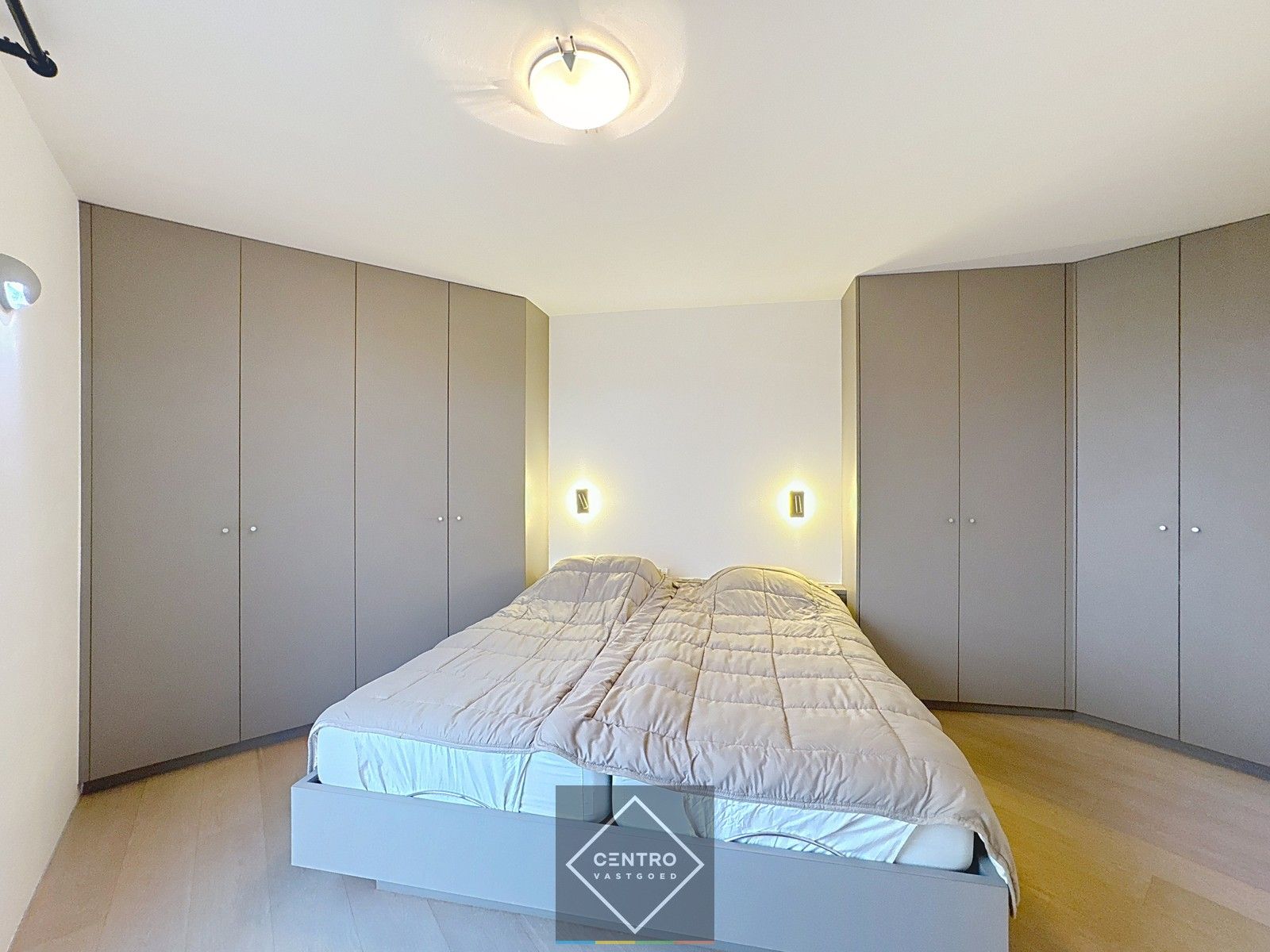 UNIEK appartement met SUBLIEM dakterras op de Markt! foto 14