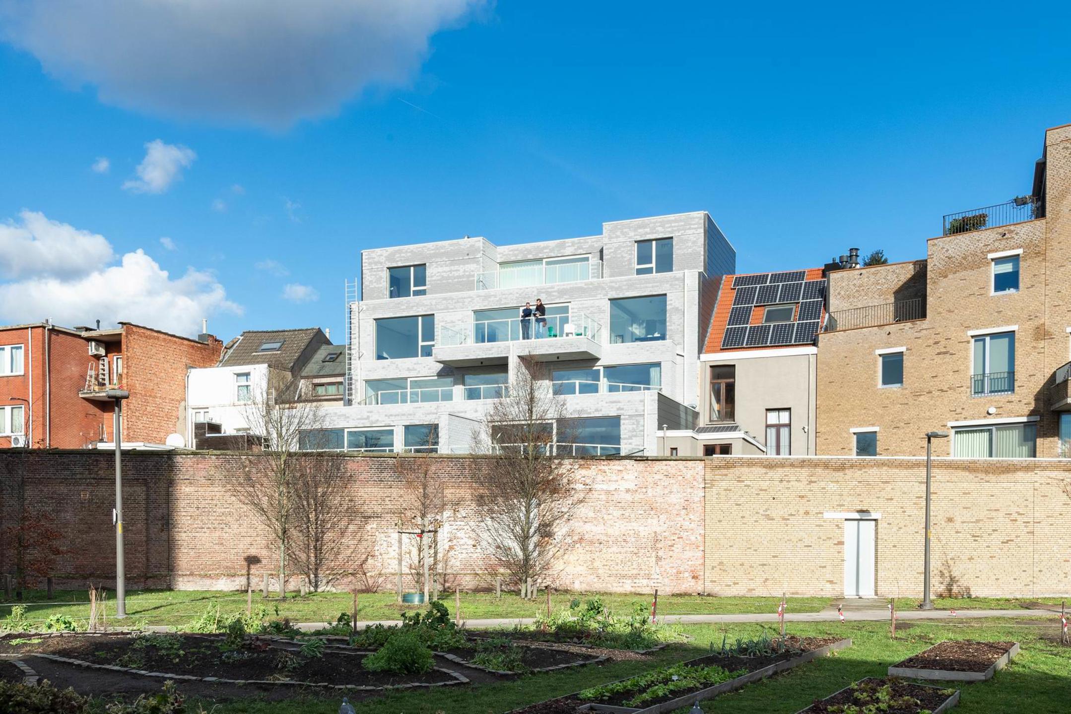 SCHITTEREND DUPLEX-APP., ZICHT OP 'T GROEN KWARTIER foto 16