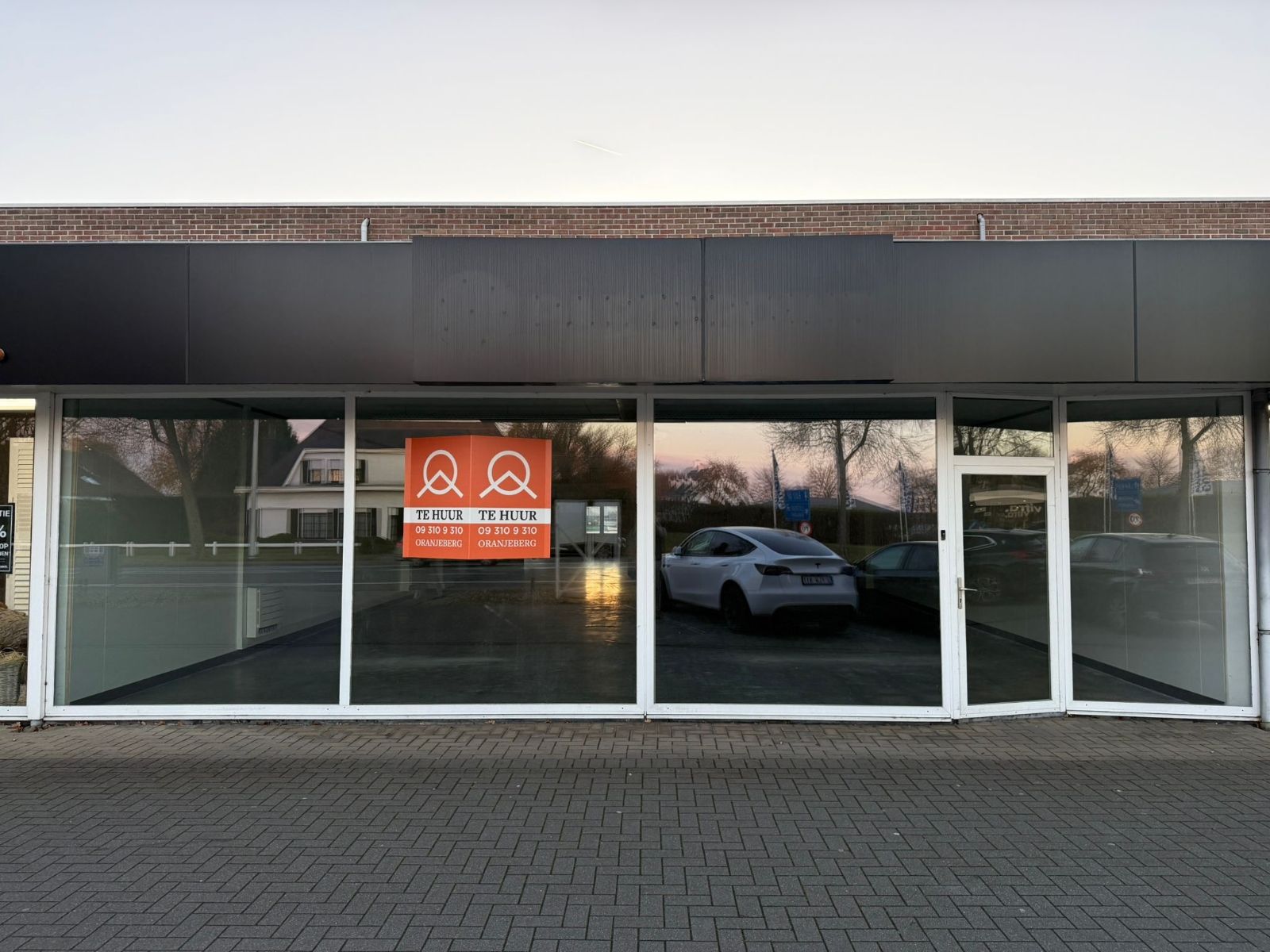 Handelsruimte langs de N9 – Lievegem foto 8