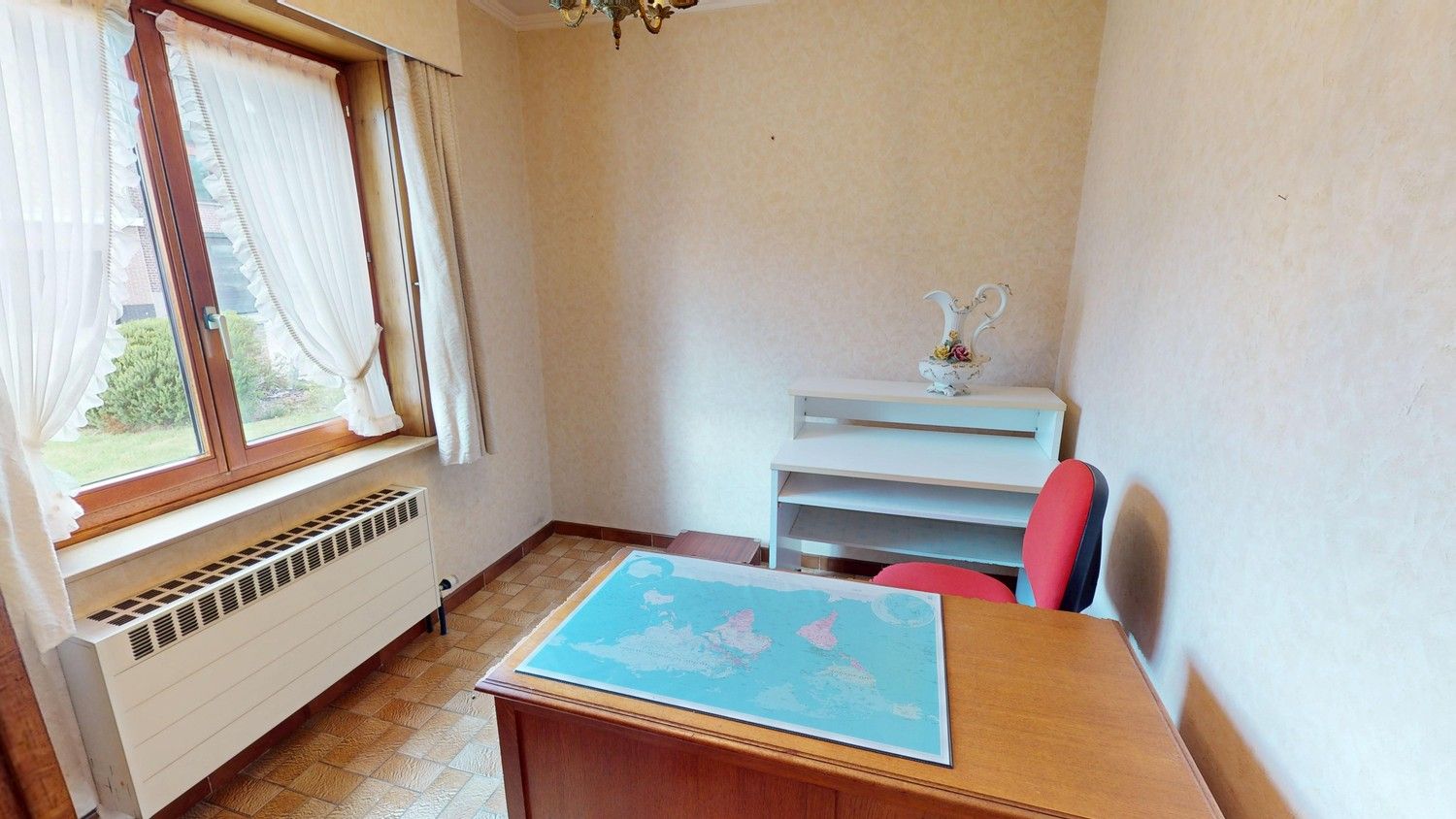 🏡 TE KOOP – Woning met schitterend uitzicht en veel potentieel nabij centrum Zingem! 🌳 foto 4