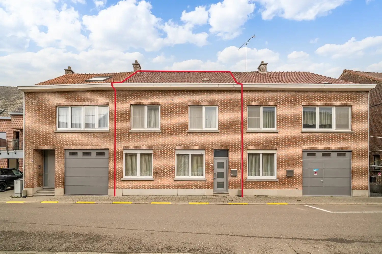 Hoofdfoto van de publicatie: Ruime gezinswoning met drie kamers en grote leefruimte