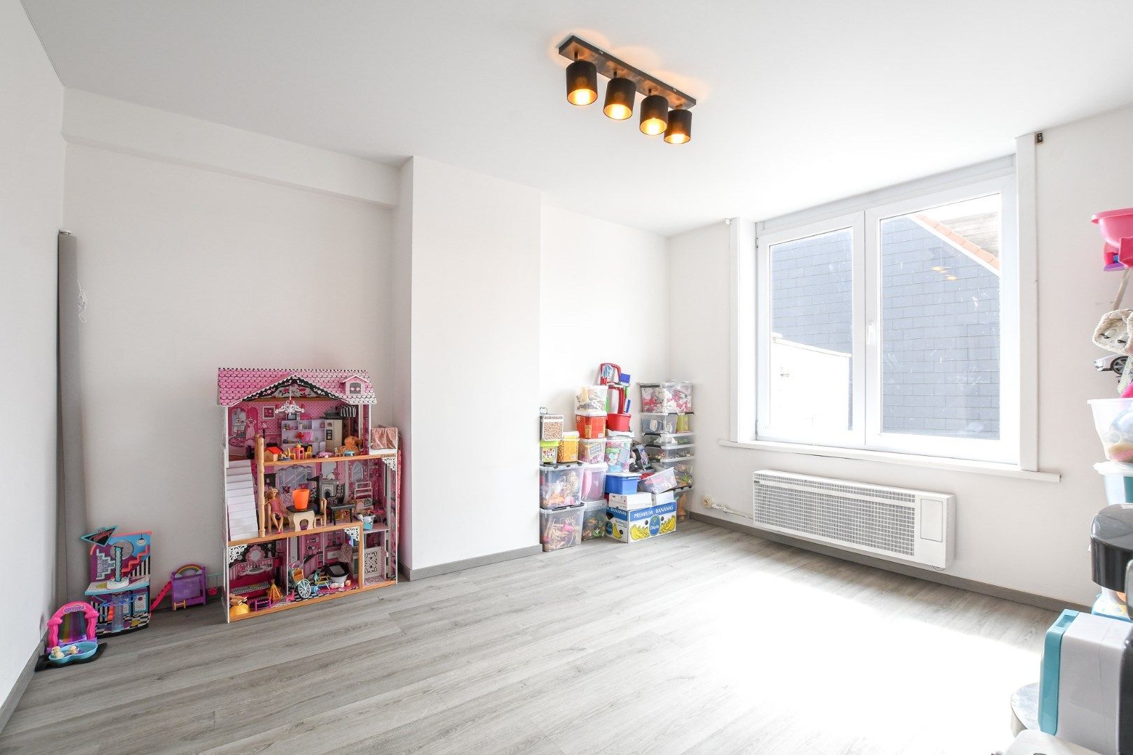 Ruime woning op 50 meter van de zee in Blankenberge foto 25