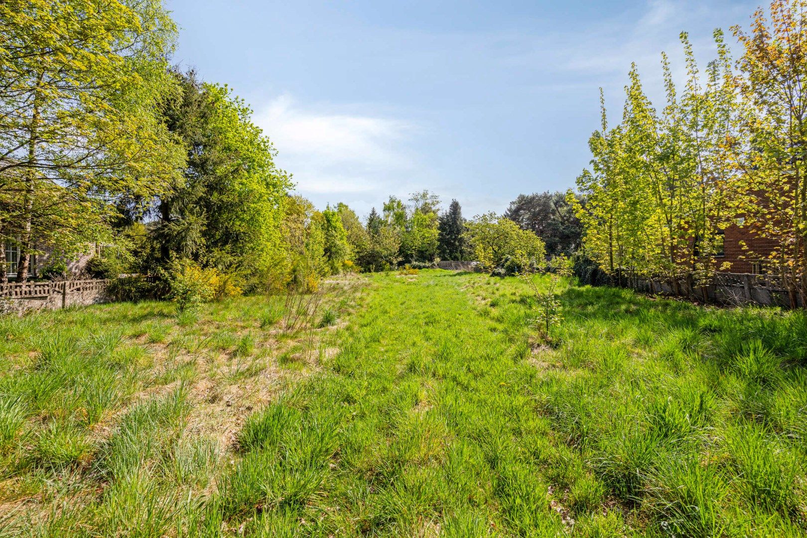 Prachtig gelegen bouwgrond van 1.277 m² voor ruime open bebouwing ! foto 8