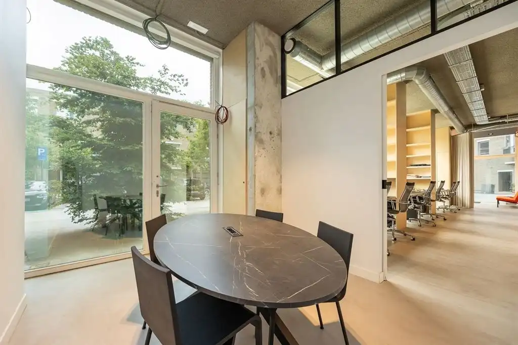Architecturale polyvalente ruimte in het Groen Kwartier foto 14