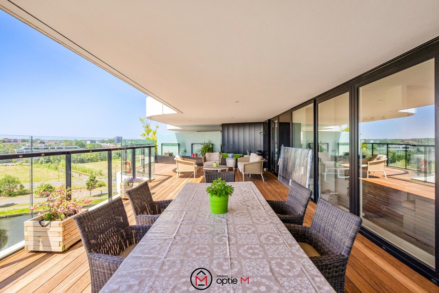 Ruim Luxeappartement van 216 m² in Residentie Zuidzicht foto 3