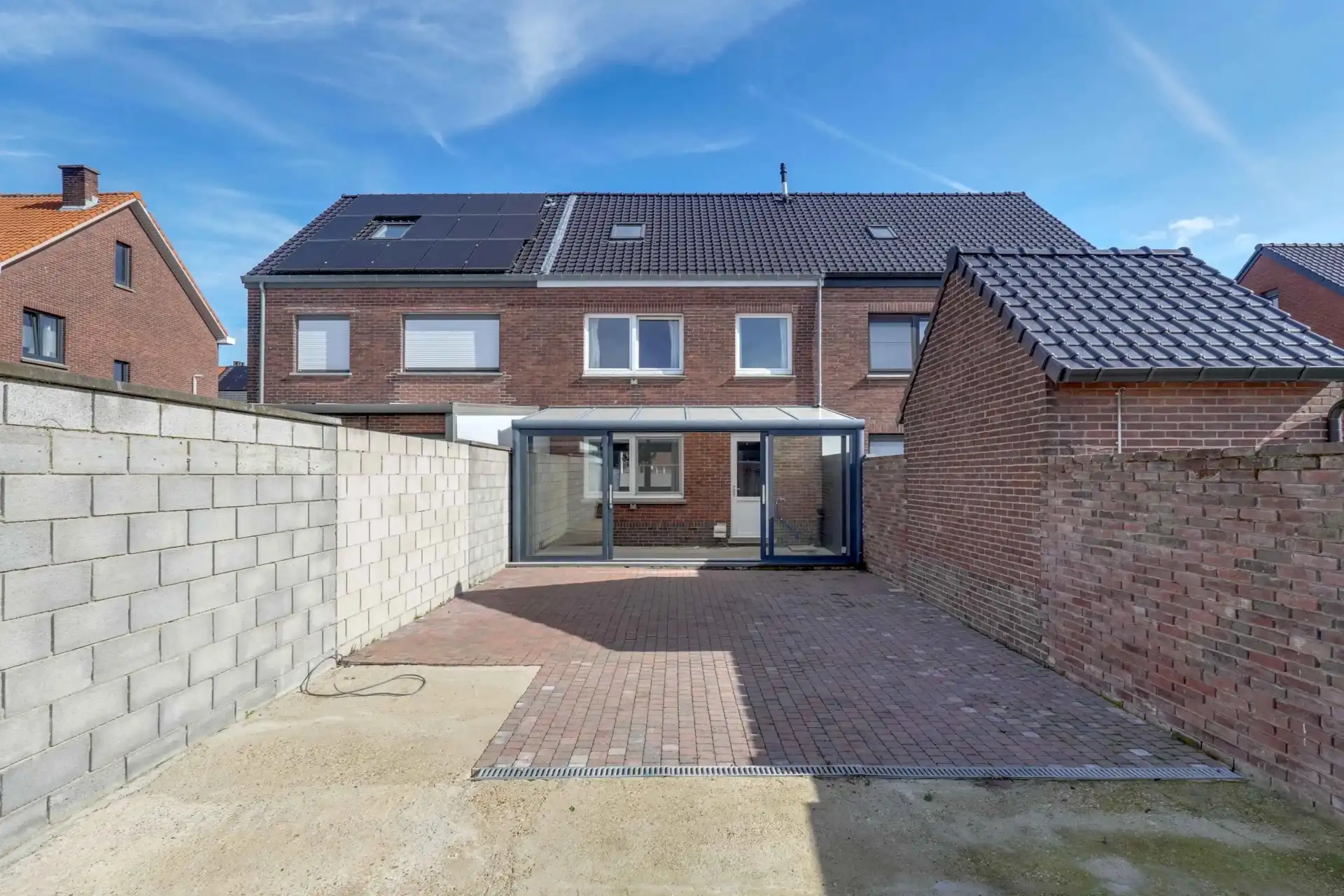 Gerenoveerde woning net buiten de ring foto 6