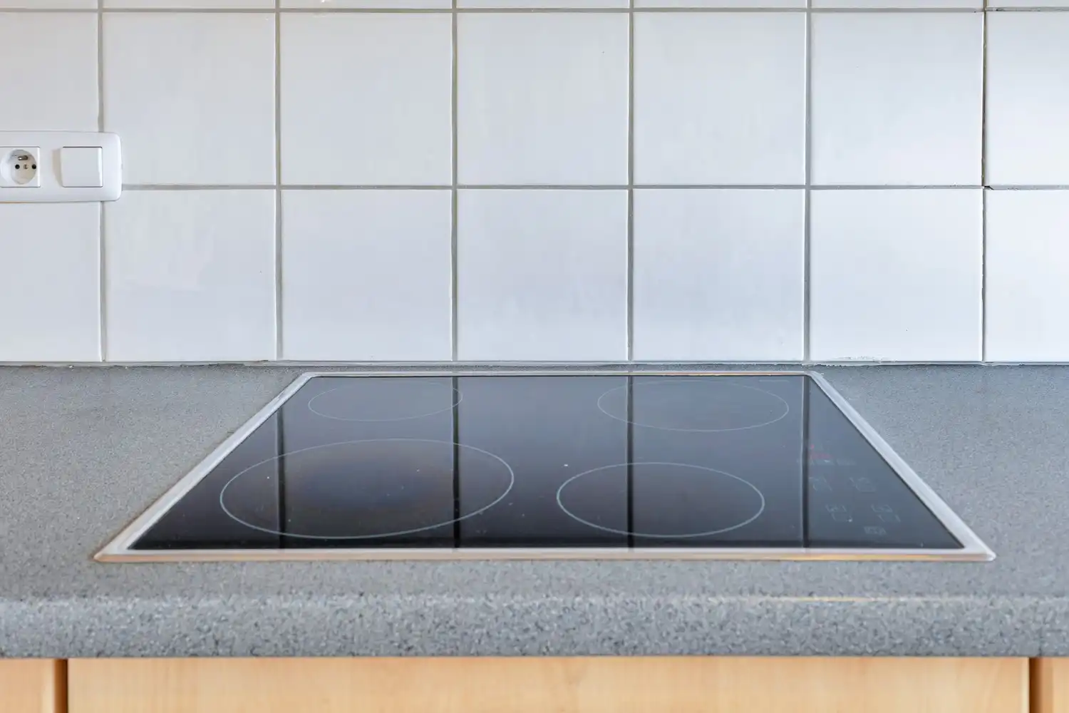 Ruim, licht en zorgeloos wonen in het hart van Lanaken! foto 12