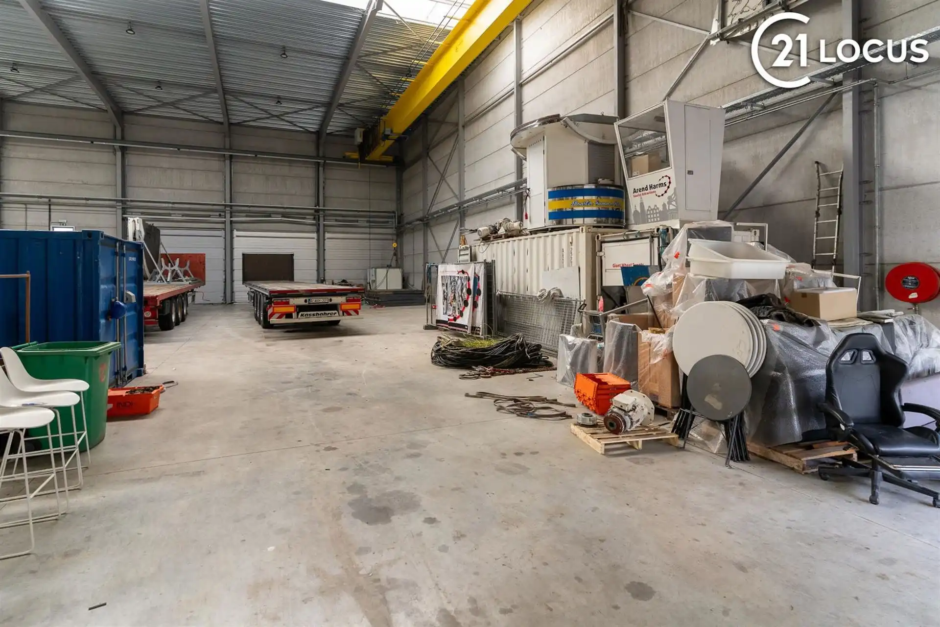 Ruim Magazijn/opslagplaats (850 m²) te Huur in Beveren foto 6