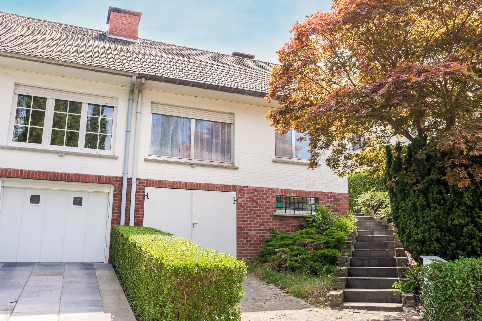 Op te frissen 3-gevel woning met 3 slpk te Halle foto 2