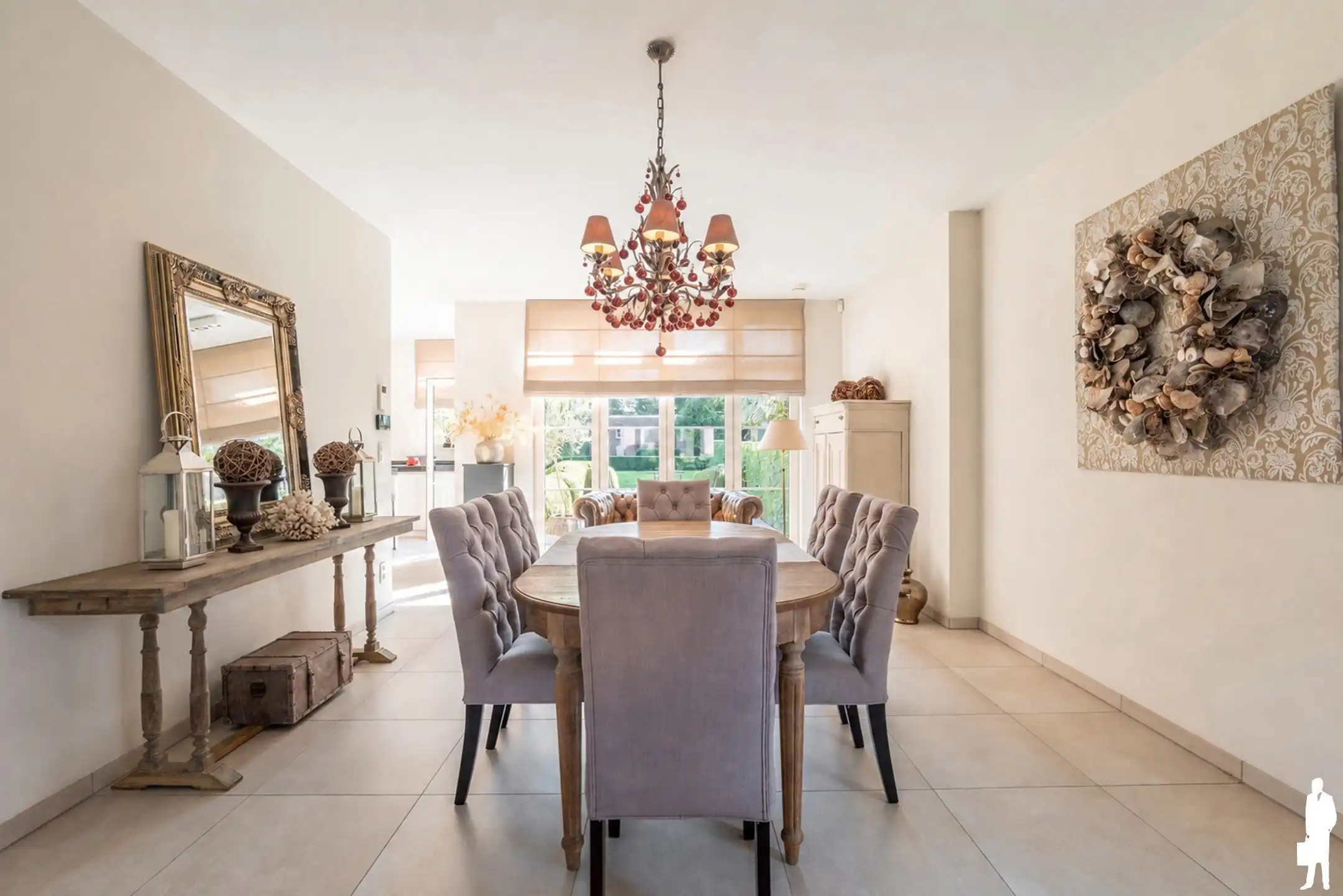 Landelijke, instapklare woning met 4 slpk., 2 bdk. en een prachtige tuin te Minderhout foto 8