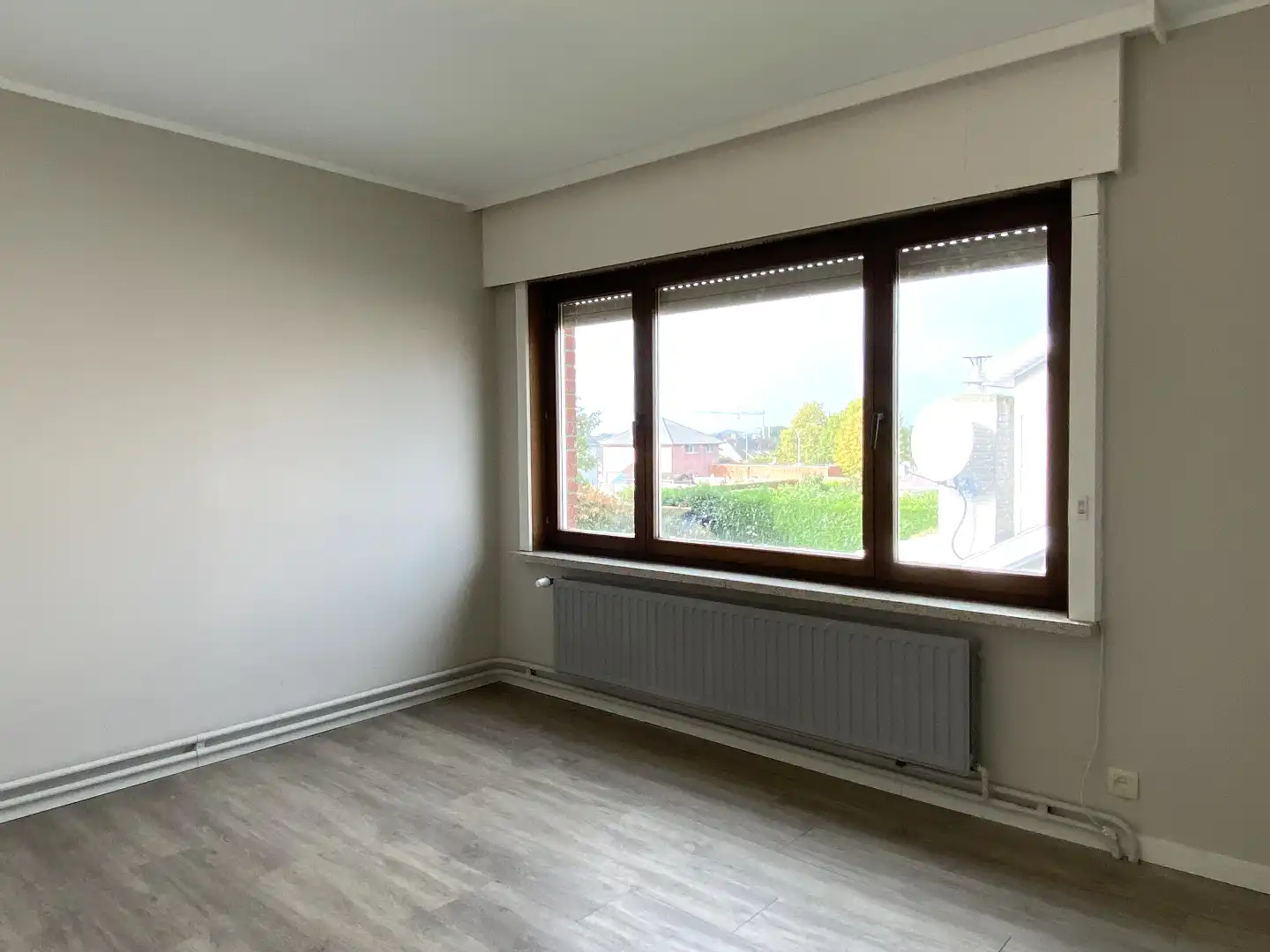 RUIME GEZINSWONING MET 4 SLPKS IN RUSTIGE WOONWIJK | GARAGE | TUIN foto 15