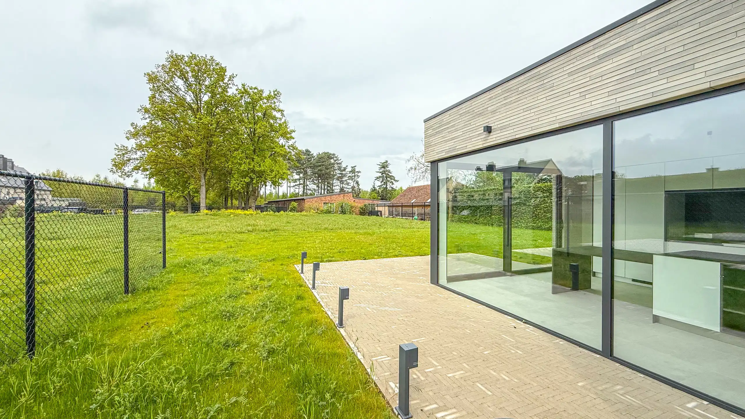 Hoogwaardig afgewerkte woning met industriële look! foto 36