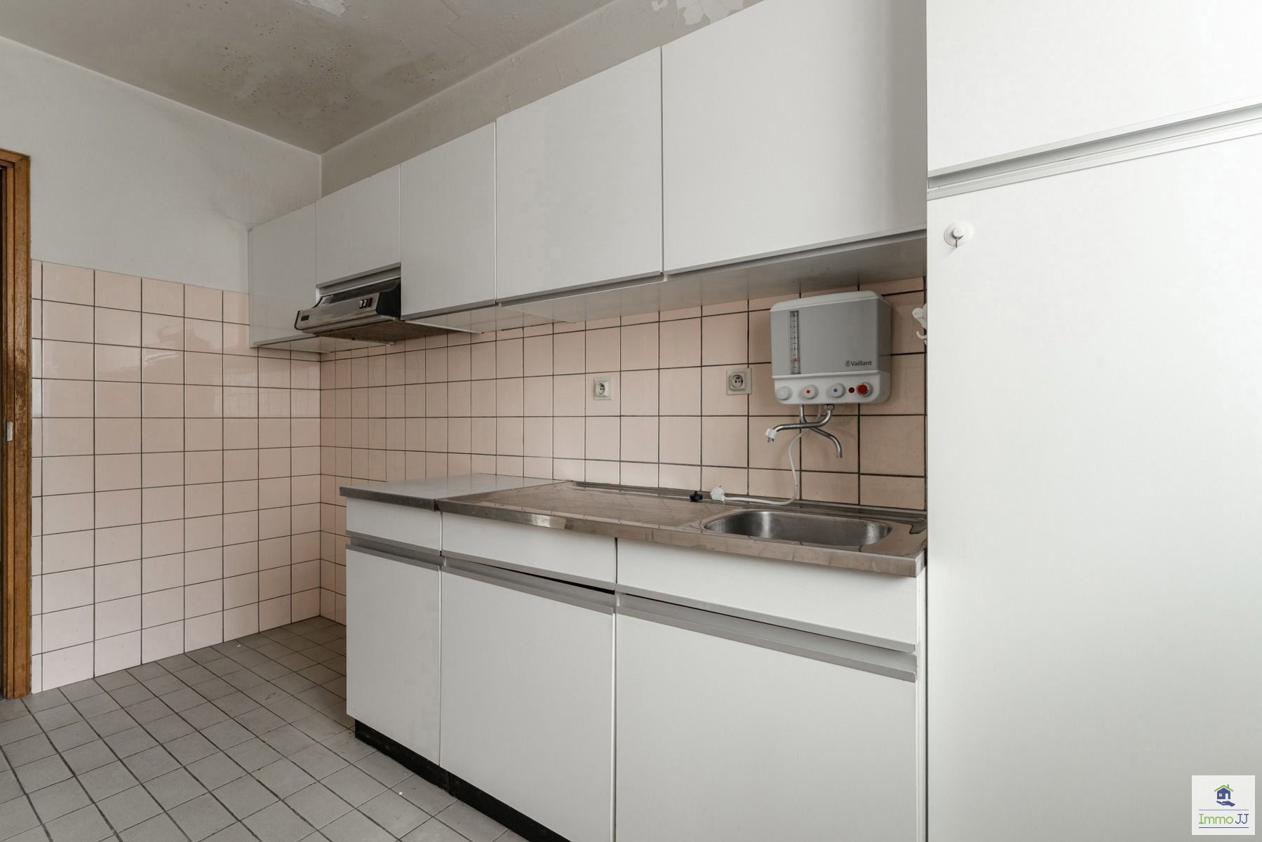 Te renoveren appartement in het stadscentrum van Hasselt foto 8