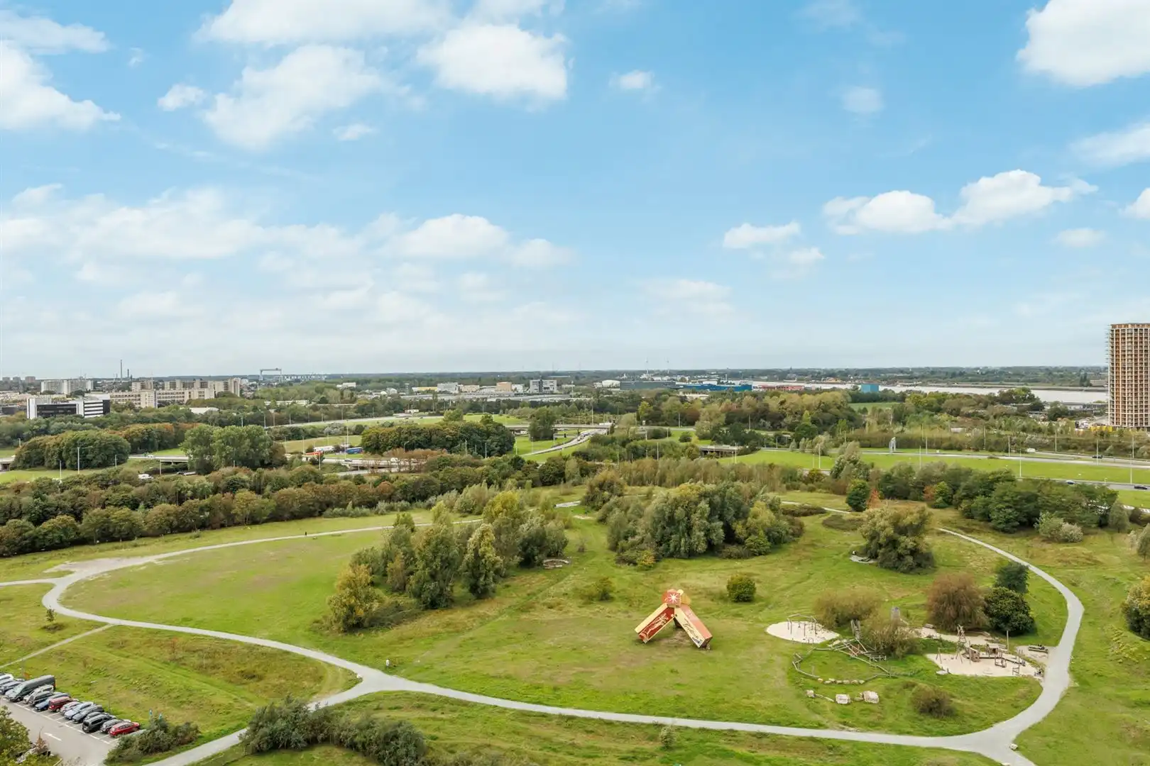 Gerenoveerd appartement met adembenemende zichten foto 19