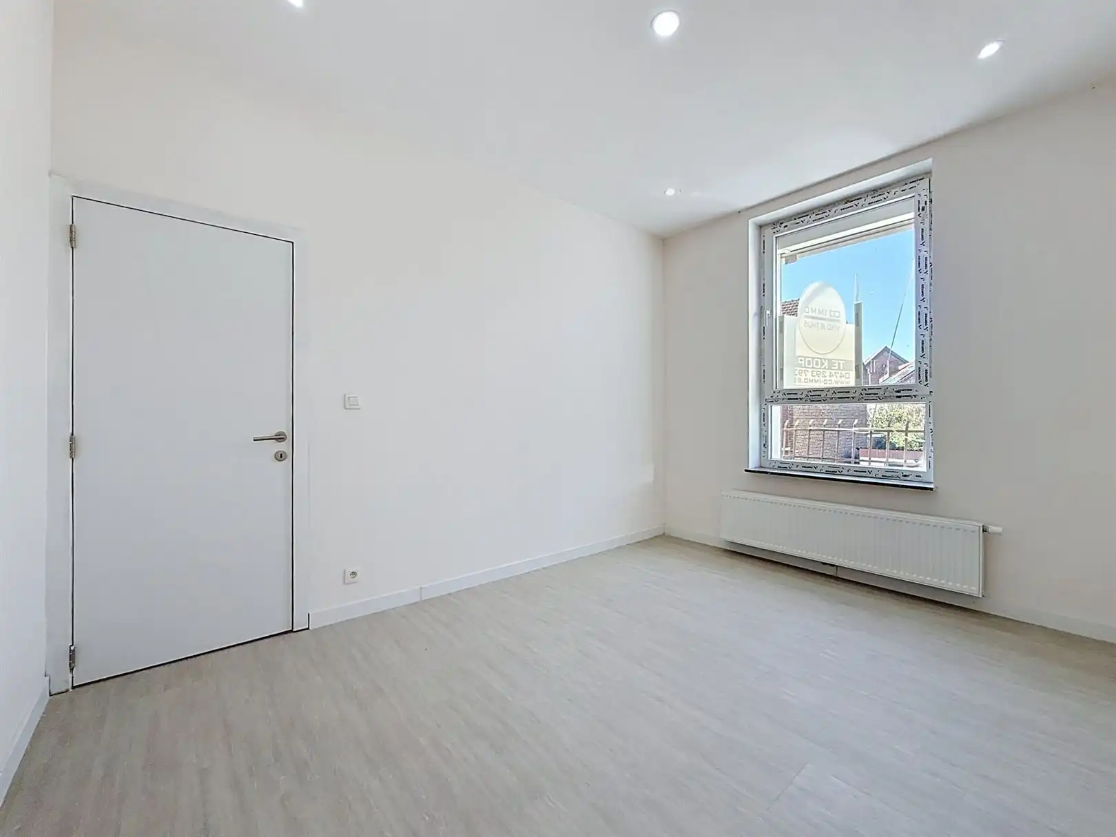 Gerenoveerde rijwoning, 4 slpks, 2 bdks, terras en tuin foto 22