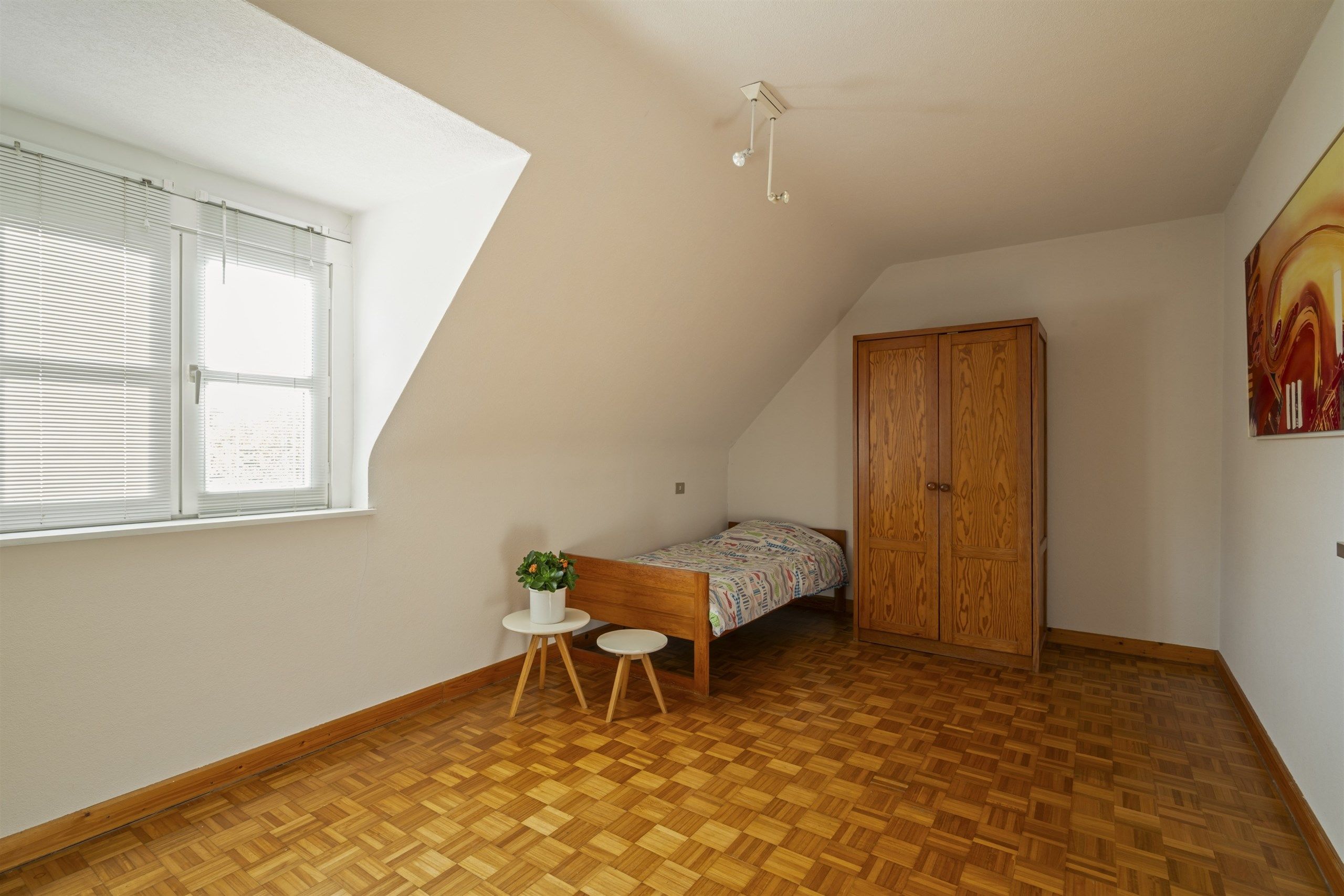 FIRST SALE VR 21/11 (16.00 - 20.00) & ZA 22/11 (9.00 - 18.00) foto 28