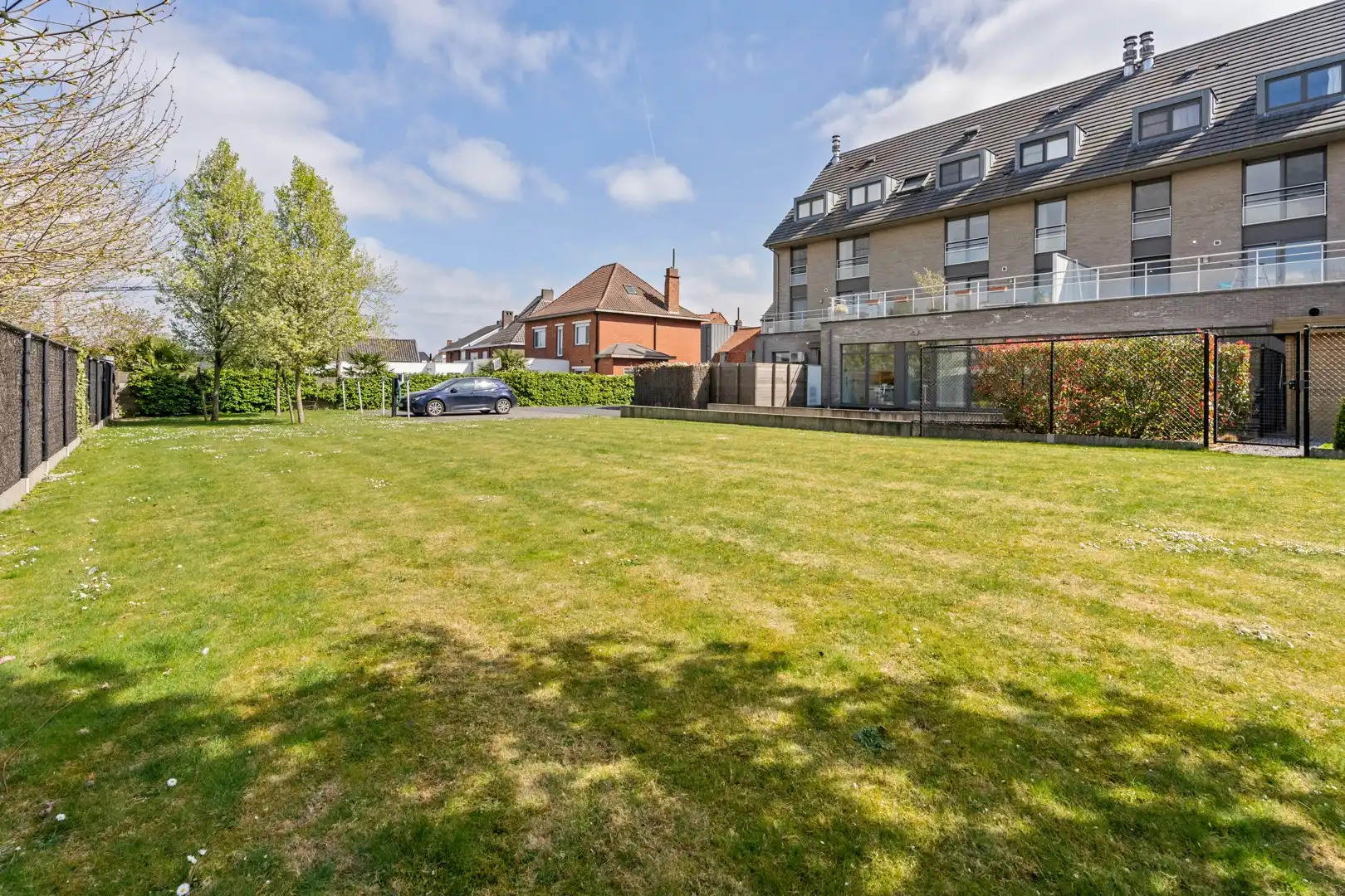 Recent appartement met twee slaapkamers en zonneterras op wandelafstand van centrum Tielt! foto 17