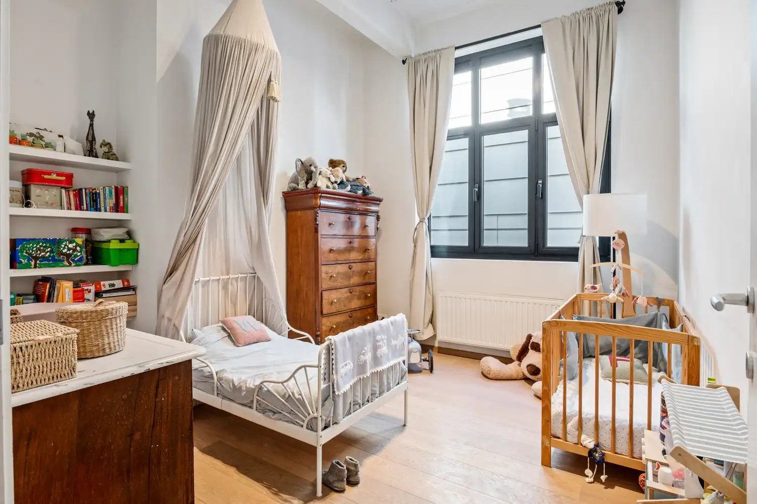 Stijlvolle loft met 2 slaapkamers en ondergrondse staanplaats te Antwerpen! foto 15