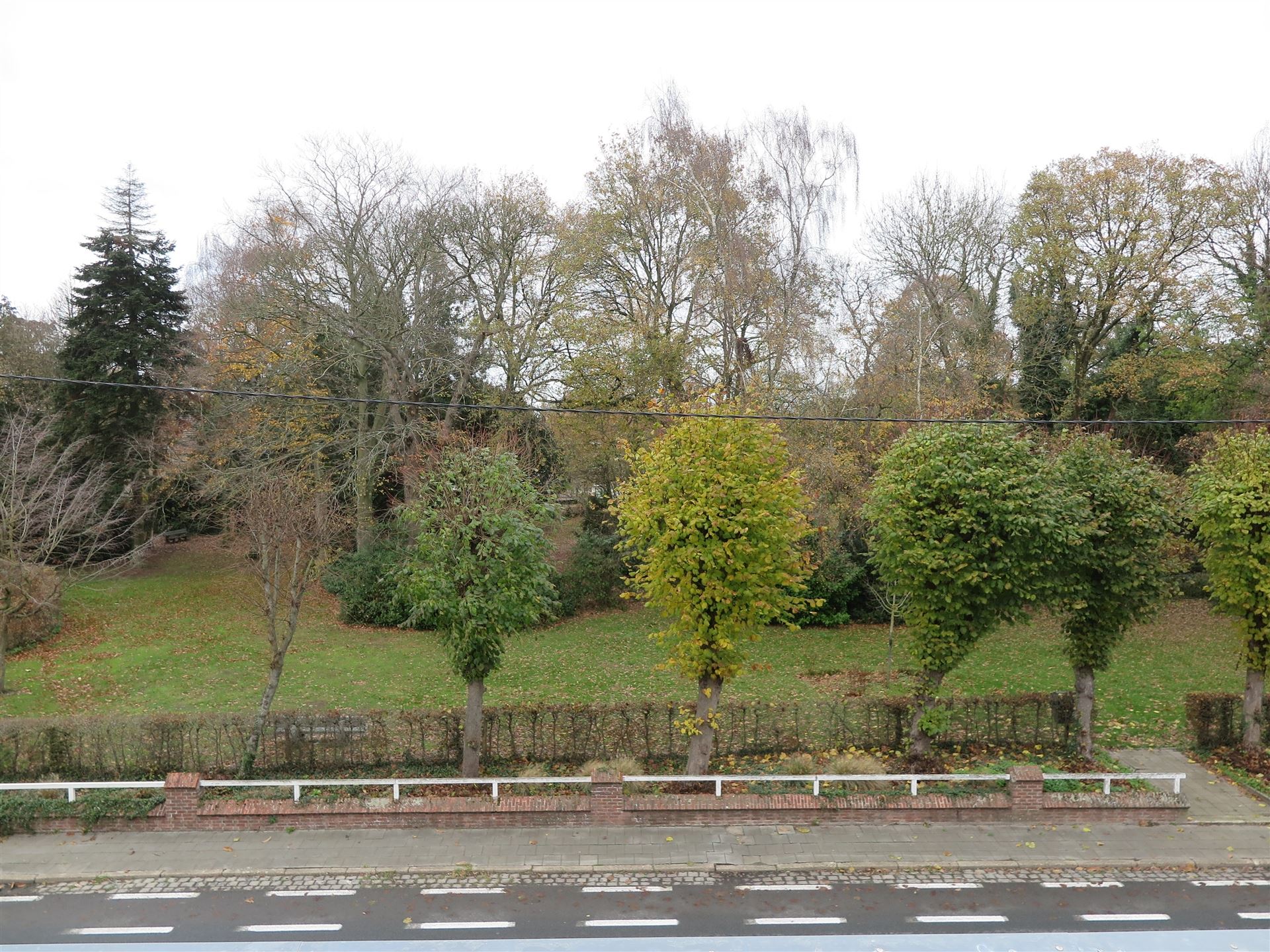 Appartement 4 Slaapkamers in Bassevelde foto 2