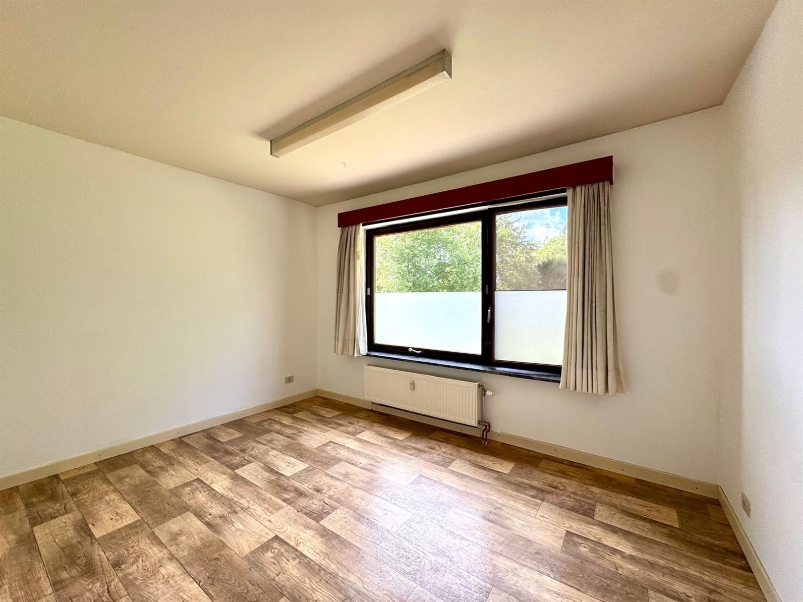 Royaal appartement met 3 slaapkamers en garage foto 15
