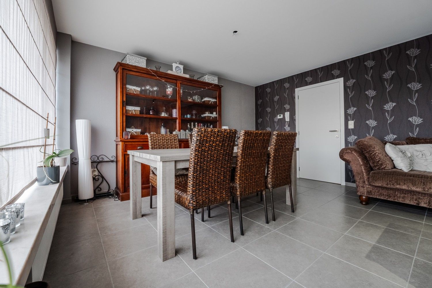 Ruim 3 slaapkamer appartement nabij het centrum van Balen foto 15