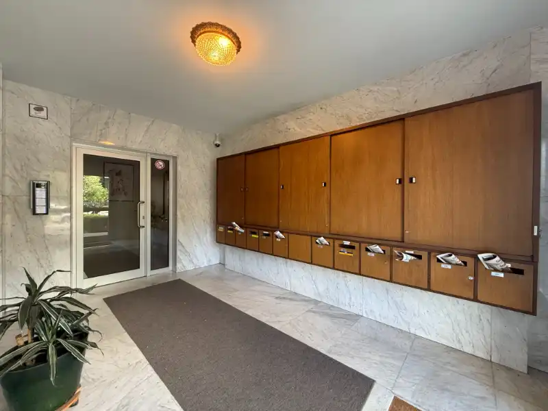 Lichtrijk dakappartement met ruim dakterras tussen Sint-Pietersstation en UZ Gent foto 13