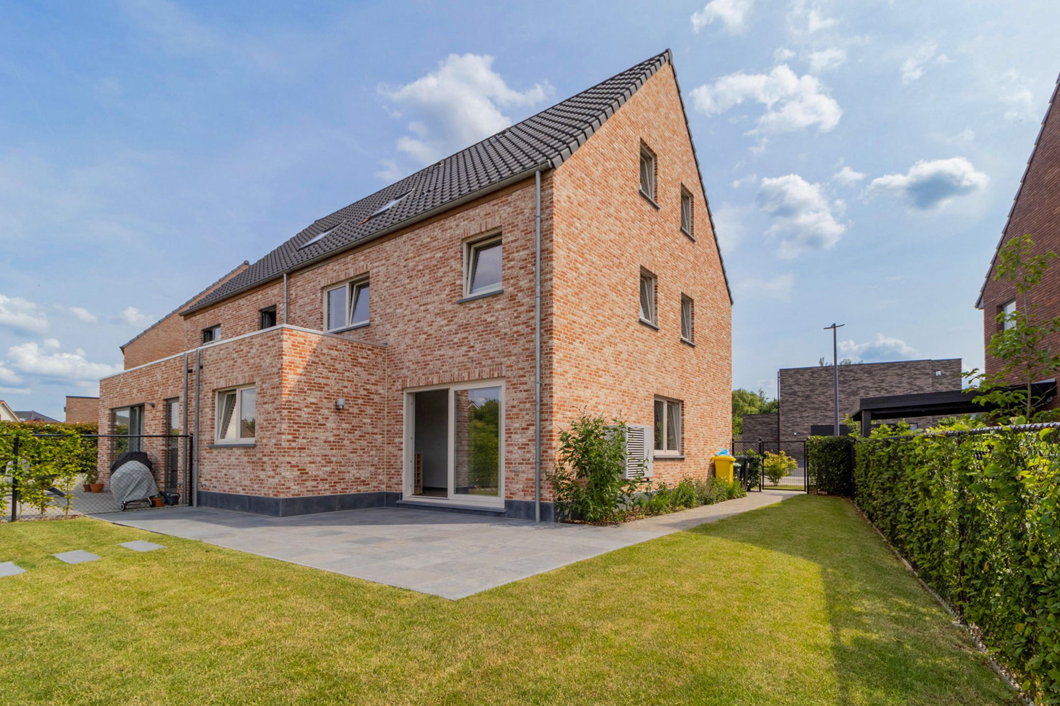 Prachtige energiezuinige nieuwbouwwoning foto 2