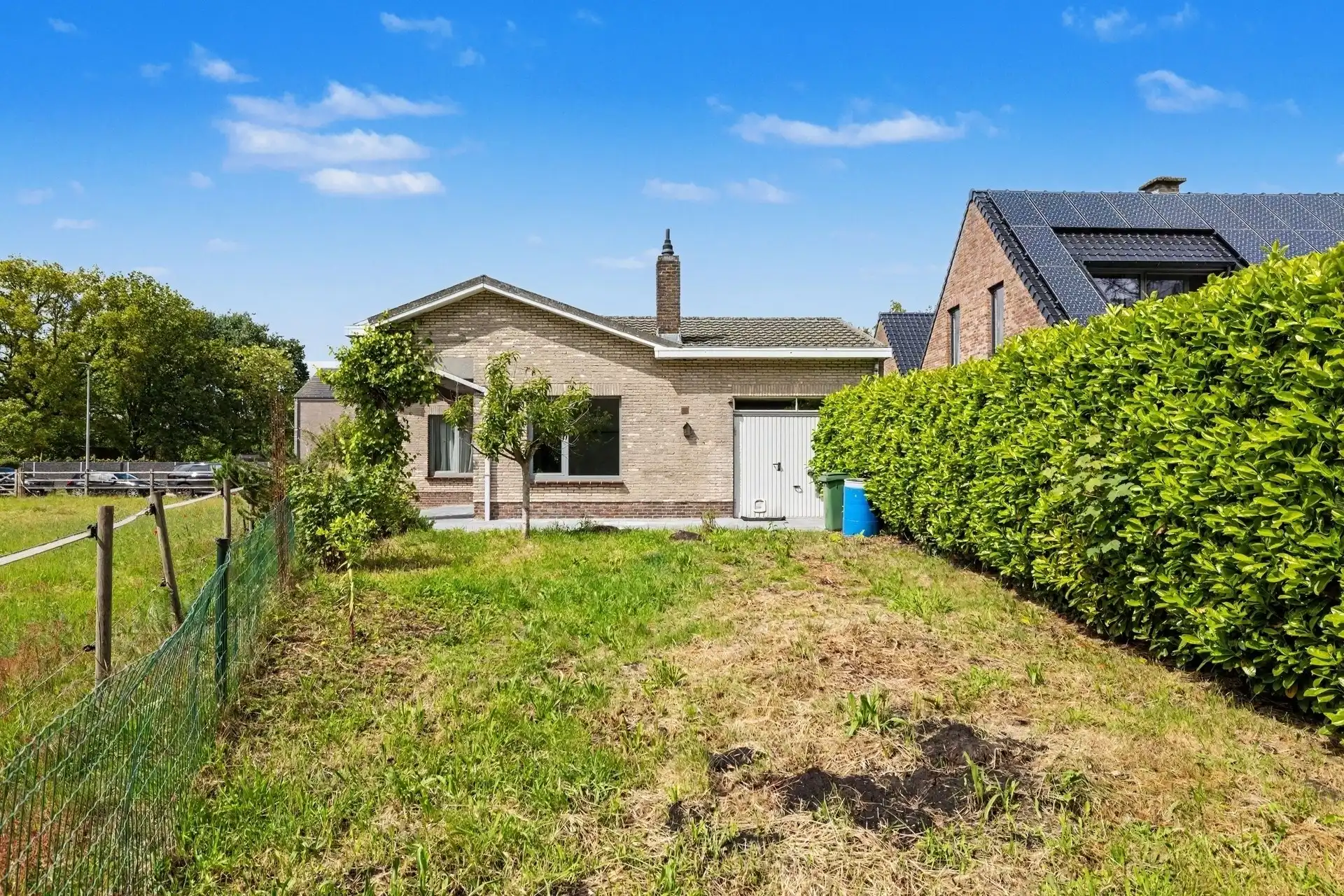 Uitstekend gelegen open bebouwing type bungalow met prachtig uitzicht foto 20