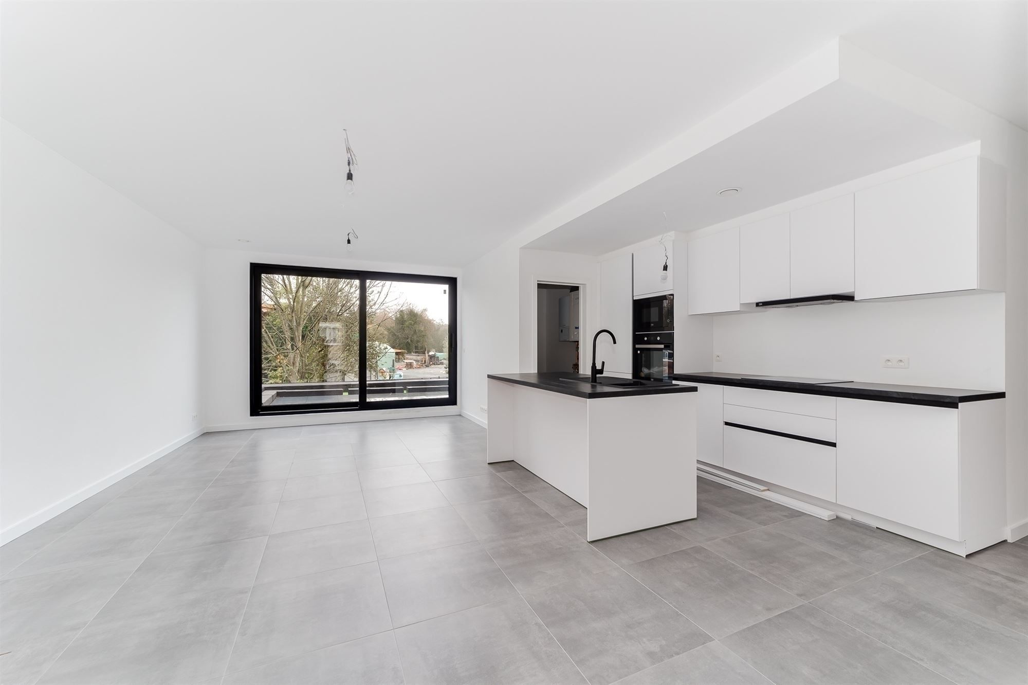 Nieuwbouw appartement 2 slpk met terras en P foto 2